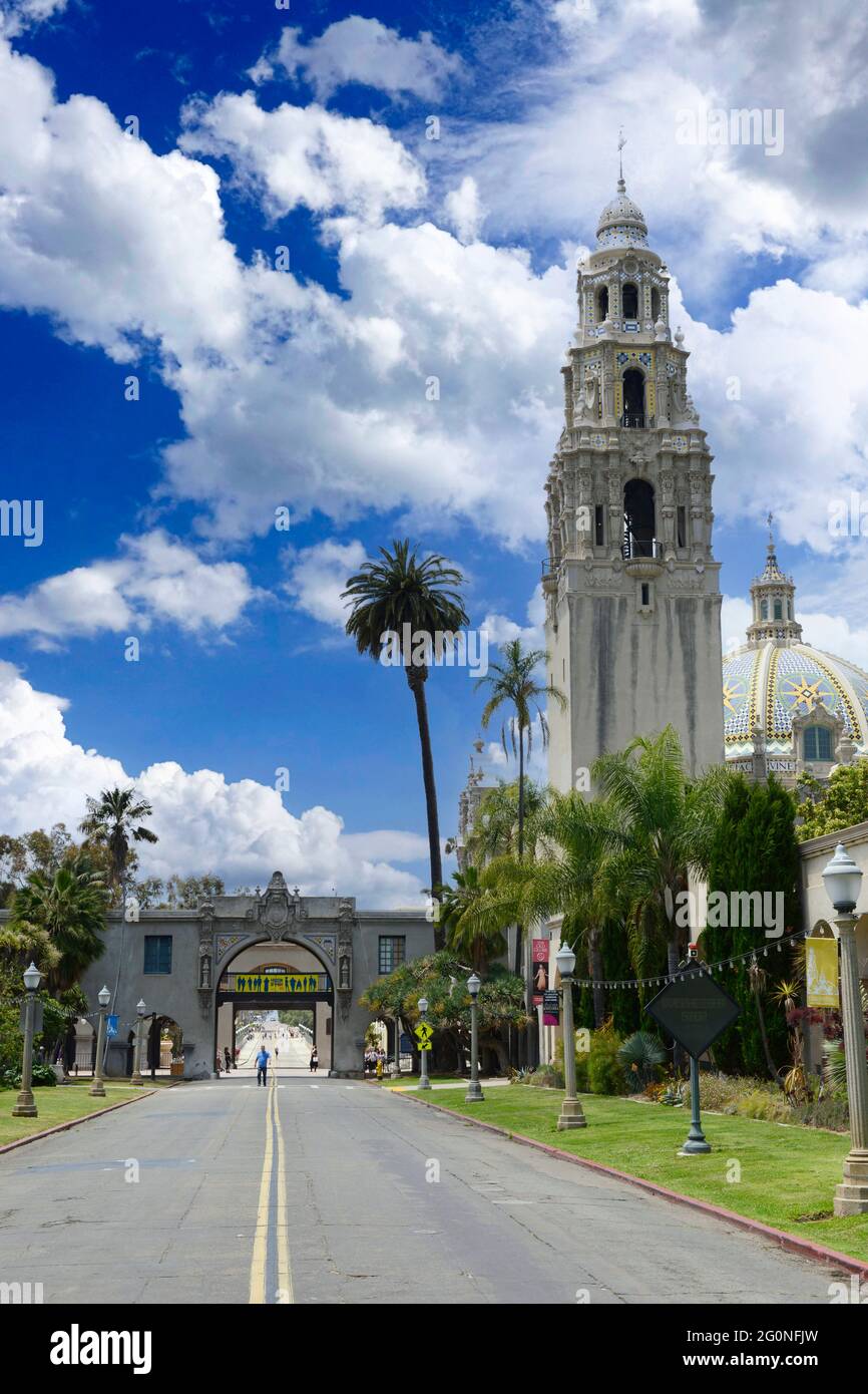 California Tower neben dem Museum of US im Balboa Park, San Diego CA Stockfoto