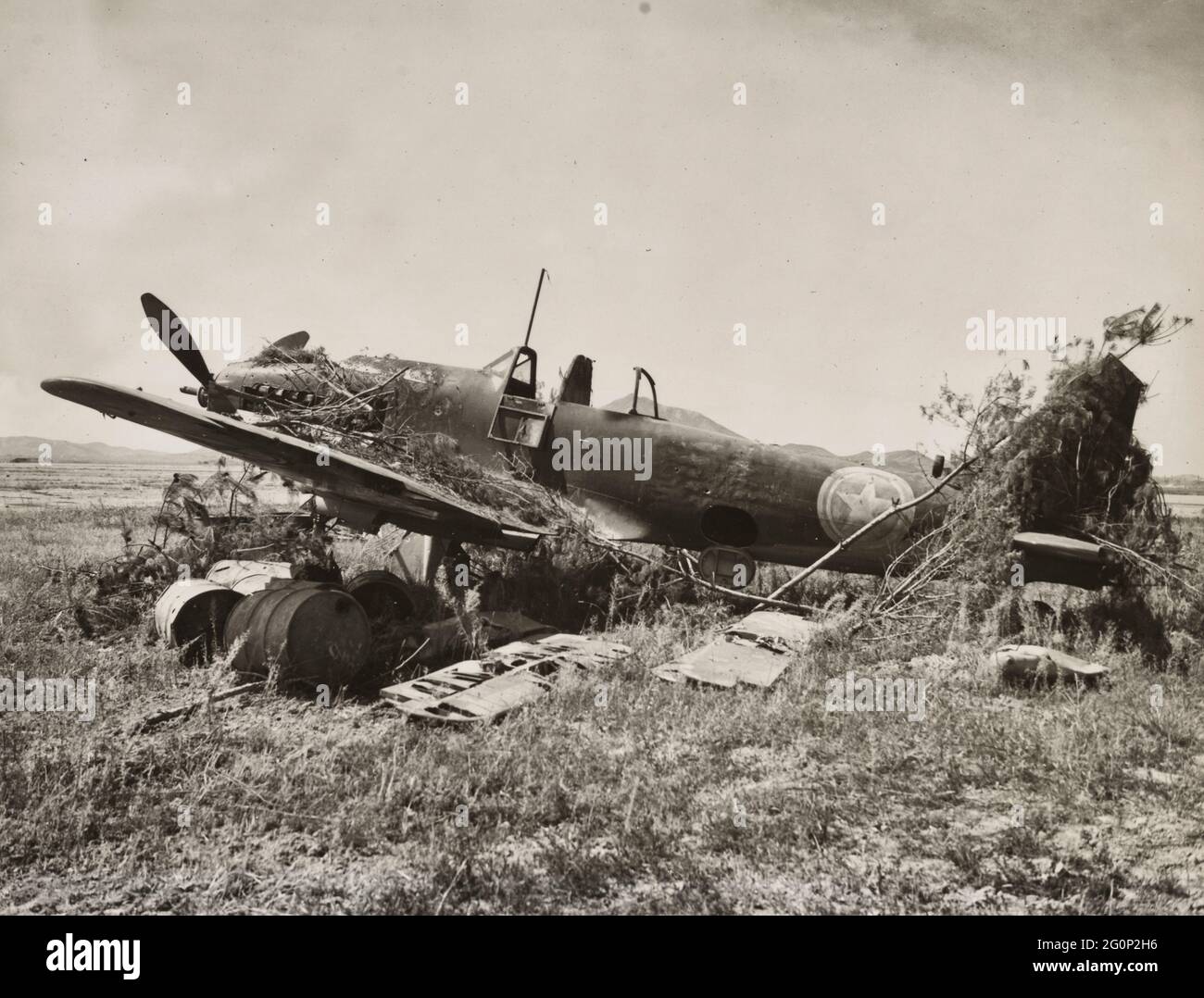 Der russische Kämpfer hat, dass newr weggekommen ist - es wurde von den Marines genommen, die über das Feld liefen Stockfoto