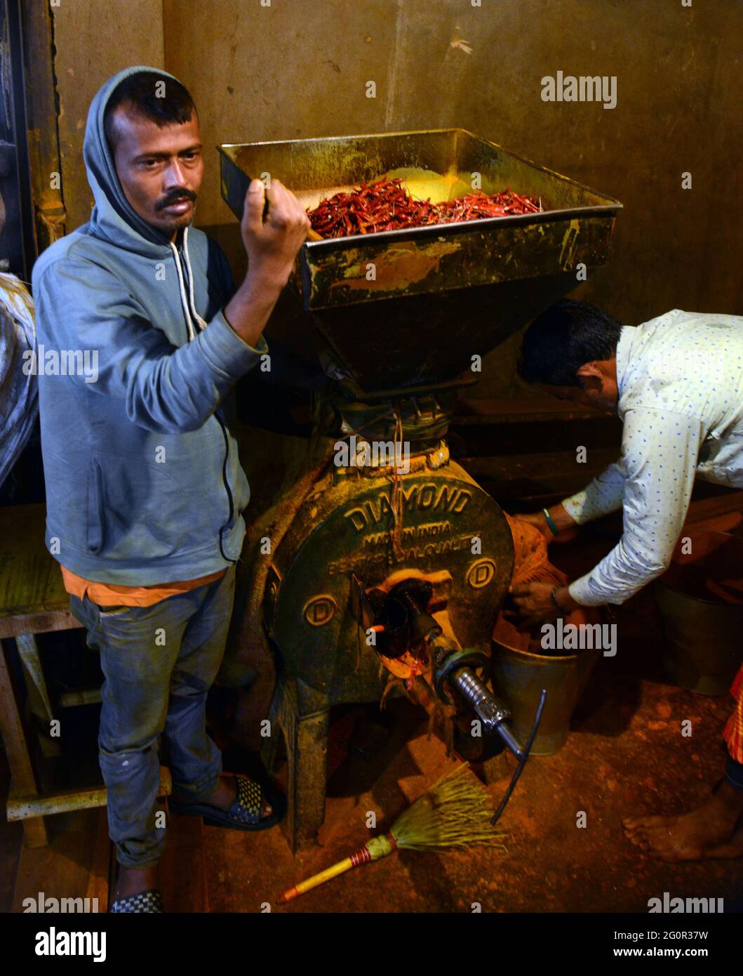 Rote Chilischoten auf dem Gewürzmarkt am Karwan Bazar in Dhaka, Bangladesch. Stockfoto