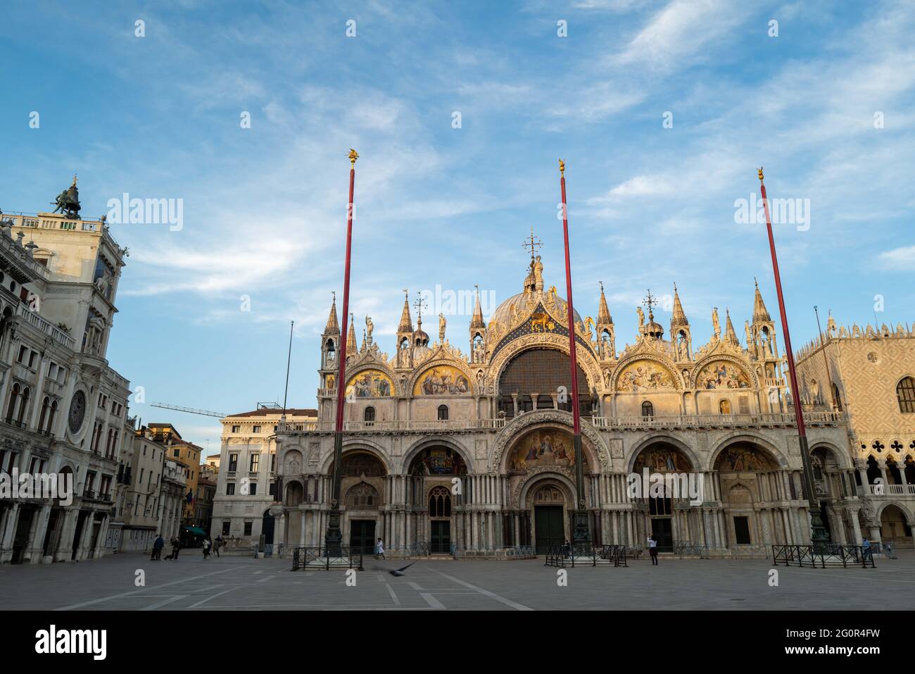 Venedig während der Covid19-Sperre, Italien, Europa, die Patriarchalkathedrale Basilika San Marco, Piazza San Marco, oft auf Englisch als St. Mark bekannt Stockfoto
