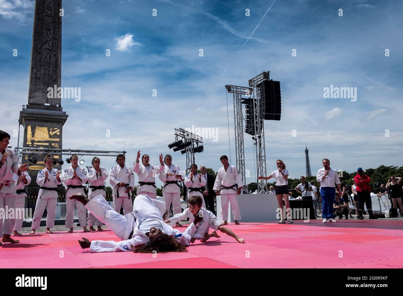 FRANKREICH. PARIS (8. BEZIRK). OLYMPISCHER TAG, CONCORDE PLATZ, 23. JUNI 2019. DEMONSTRATION VON JUDO Stockfoto