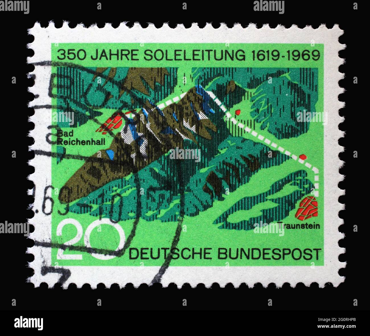 In Deutschland gedruckte Marke zeigt Sole Pipeline, 350. Jahrestag der Sole Pipeline von Traunstein nach Bad Reichenhall, um 1969 Stockfoto
