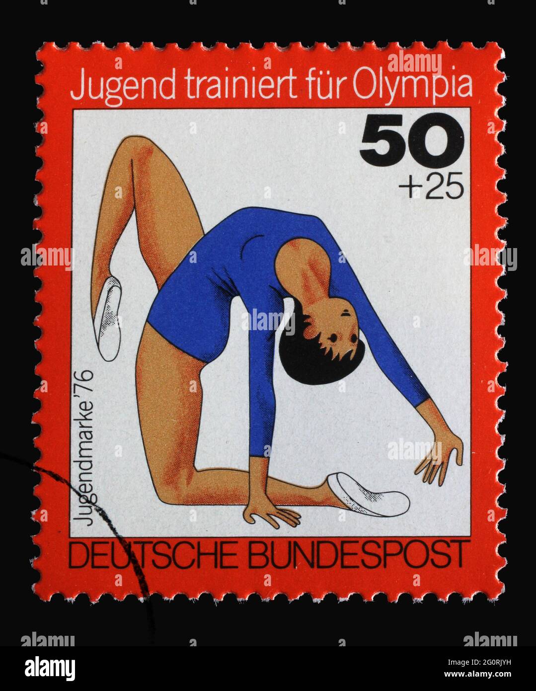 Eine in Deutschland gedruckte Marke zeigt Gymnastik, Jugendtraining für die Olympischen Spiele, um 1976 Stockfoto