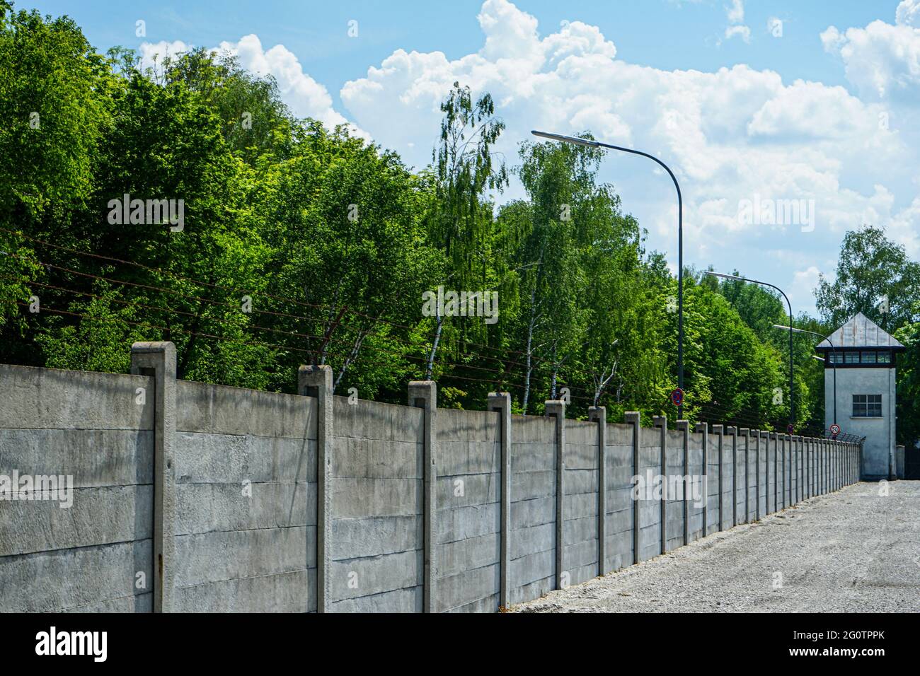 Das Nazi-Regime setzte das Konzentrationslager Dachau nur wenige Wochen nach der Machtübernahme Adolf Hitlers ein. Stockfoto