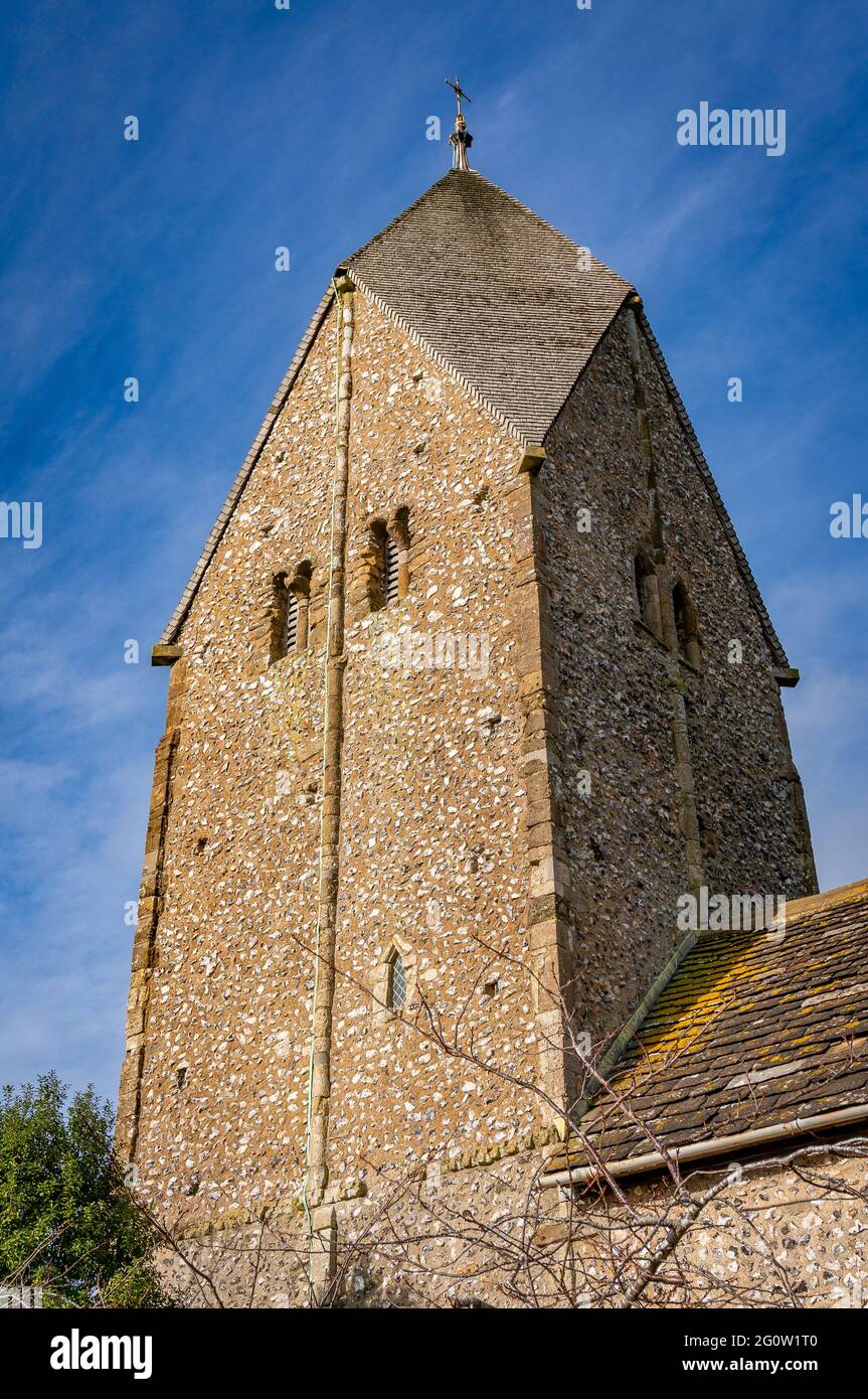Die Kirche der heiligen Jungfrau Maria in Sompting bei Worthing, West Sussex, Großbritannien Stockfoto
