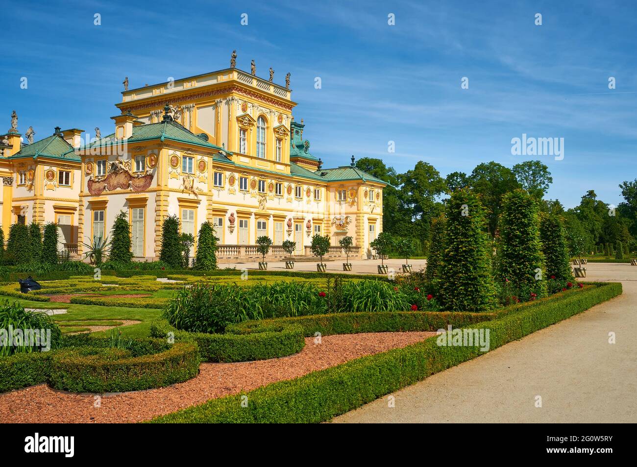 Schloss in Wilanow, die barocke Residenz des Königs von Polen Jan III Sobieski. Blick auf die Fassade von den Gärten Stockfoto