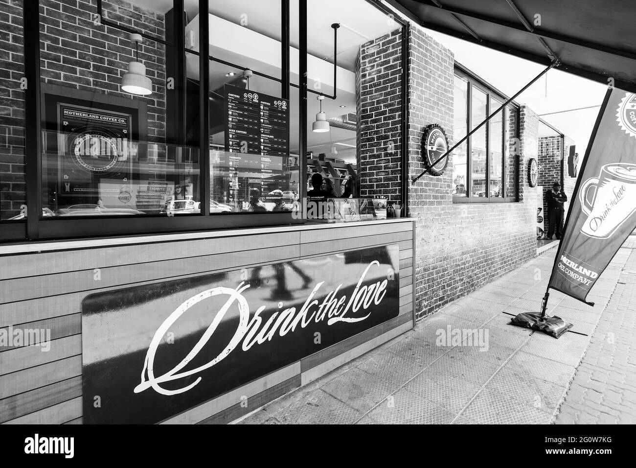 JOHANNESBURG, SÜDAFRIKA - 06. Jan 2021: Johannesburg, Südafrika - 03 2013. Oktober: Interieur des Retro Cafe Coffee Shop Stockfoto