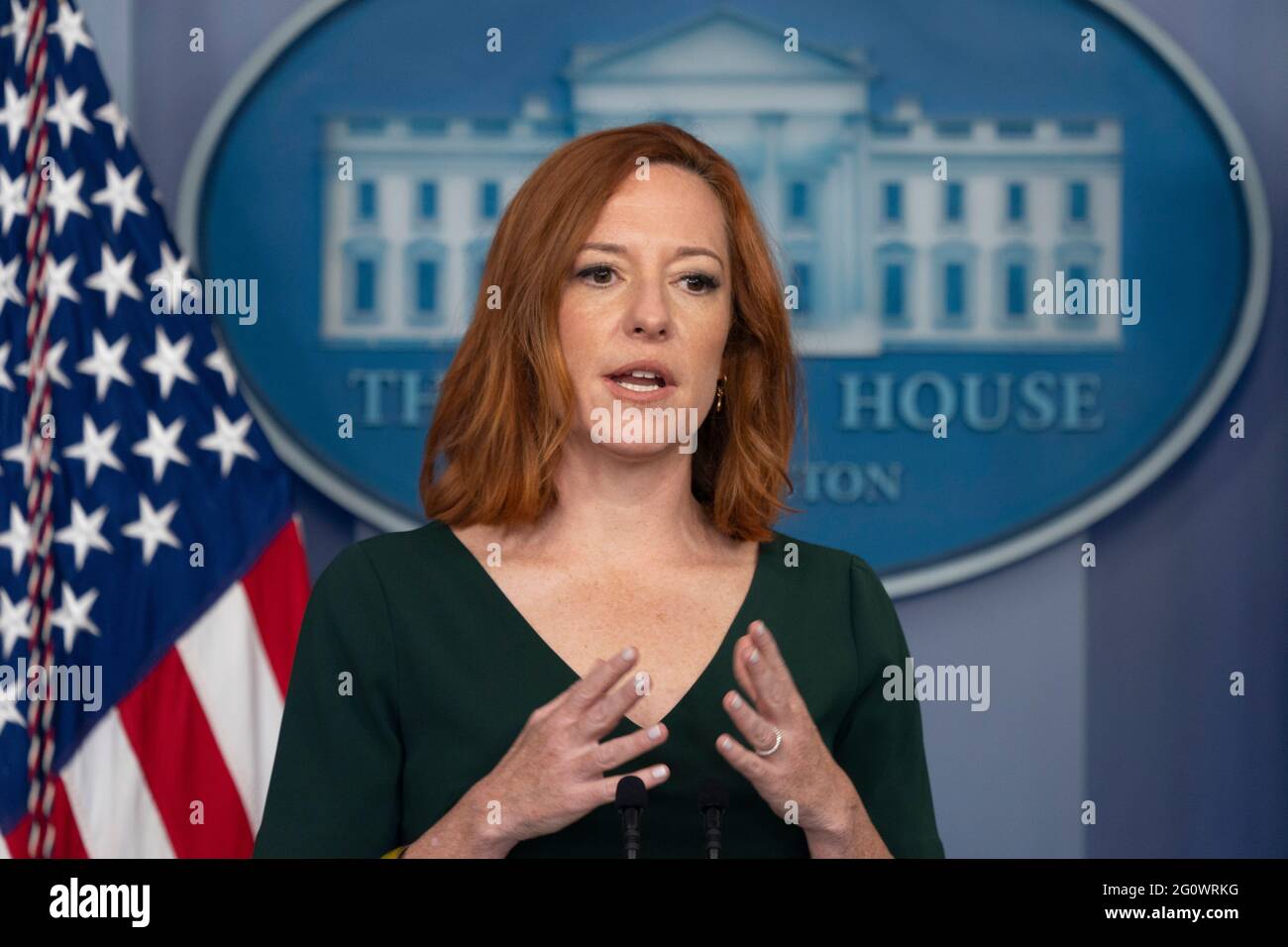 Washington, Vereinigte Staaten Von Amerika. Juni 2021. Jen Psaki, die Pressesprecherin des Weißen Hauses, hält am Donnerstag, den 3. Juni 2021, im Weißen Haus in Washington, DC, eine Pressekonferenz. Bild: Chris Kleponis/Pool/Sipa USA Bild: SIPA USA/Alamy Live News Stockfoto