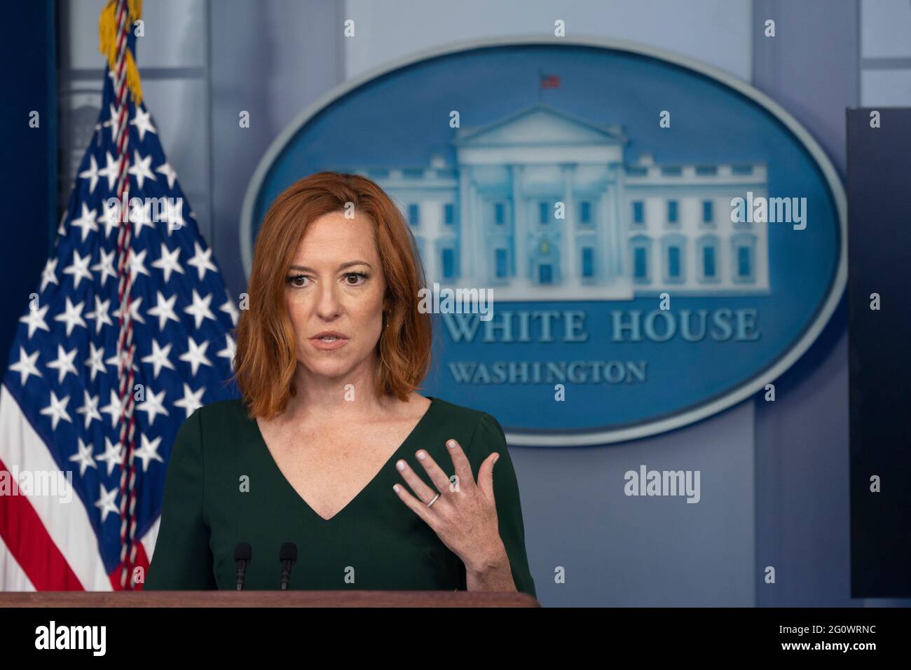 Washington, Vereinigte Staaten Von Amerika. Juni 2021. Jen Psaki, die Pressesprecherin des Weißen Hauses, hält am Donnerstag, den 3. Juni 2021, im Weißen Haus in Washington, DC, eine Pressekonferenz. Bild: Chris Kleponis/Pool/Sipa USA Bild: SIPA USA/Alamy Live News Stockfoto