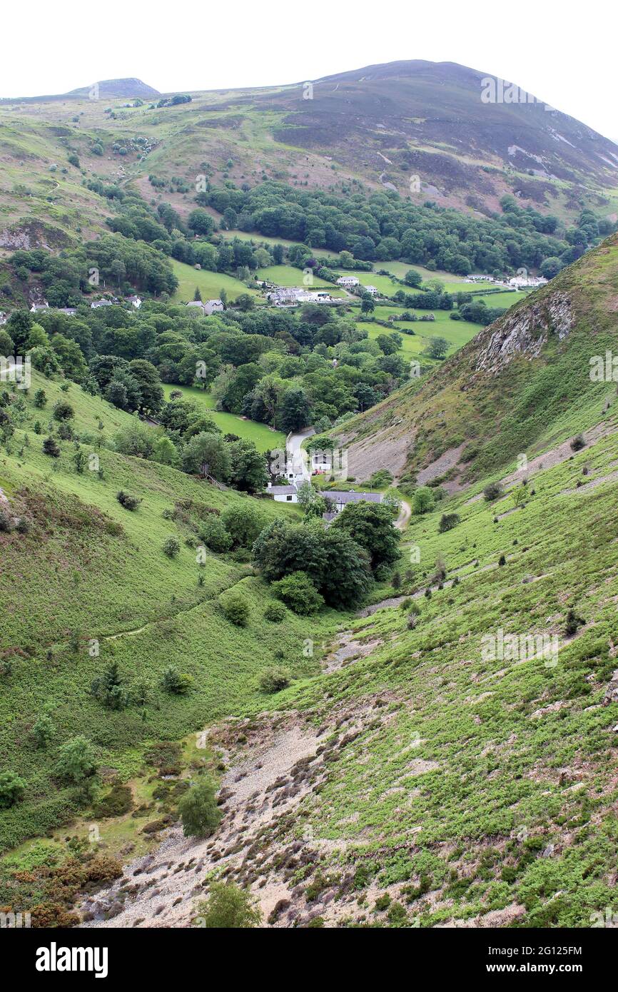 Sub Glacial V-Shaped Valley of Sychnant Pass, Conwy, Wales Stockfoto