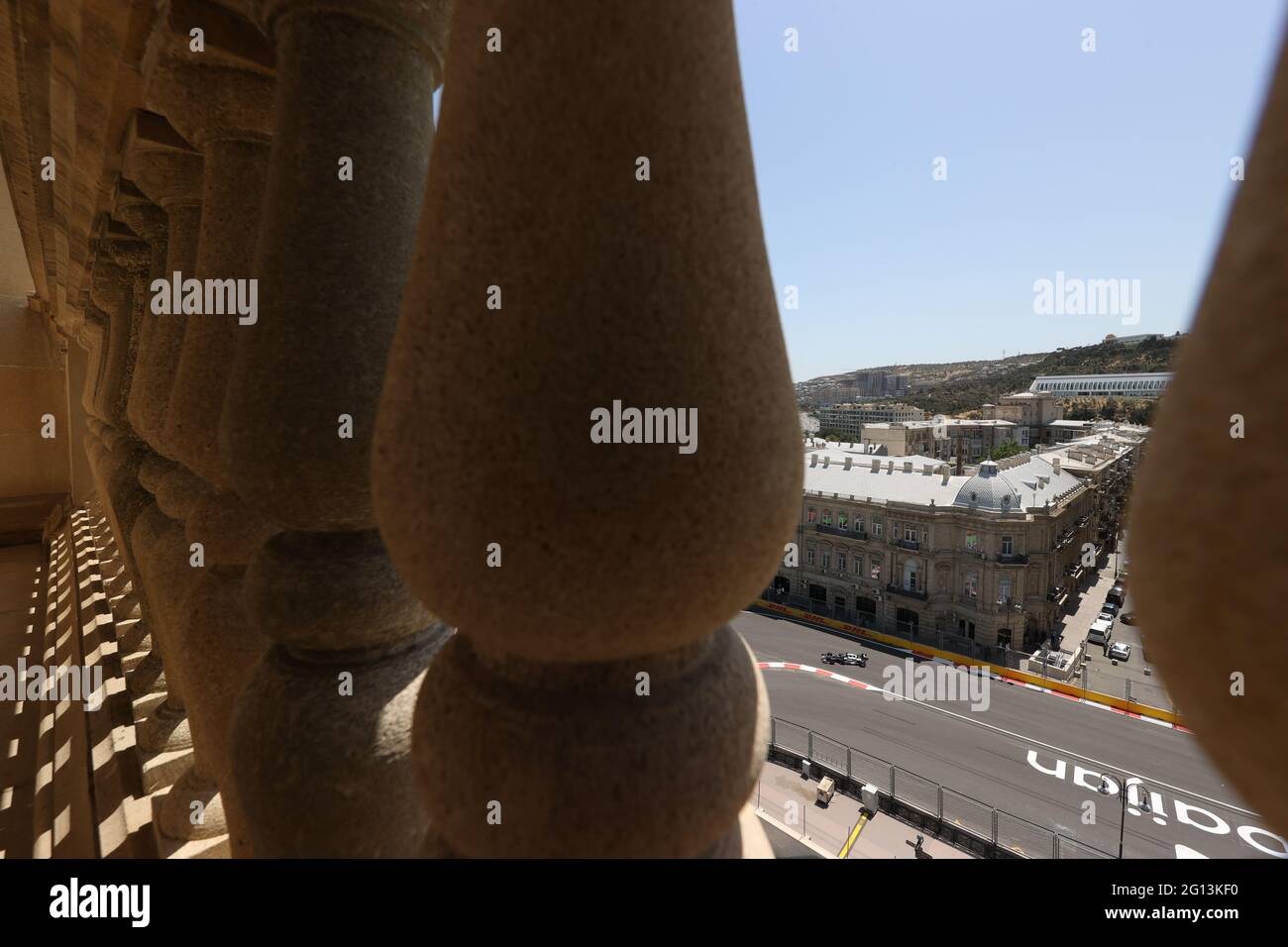 Baku, Aserbaidschan. Juni 2021. 22 TSUNODA Yuki (jap), Scuderia AlphaTauri Honda AT02, Aktion, Illustration während des Formel 1 Großen Preises von Aserbaidschan 2021 vom 04. Bis 06. Juni 2021 auf dem Baku City Circuit, in Baku, Aserbaidschan - Foto DPPI Credit: DPPI Media/Alamy Live News Stockfoto