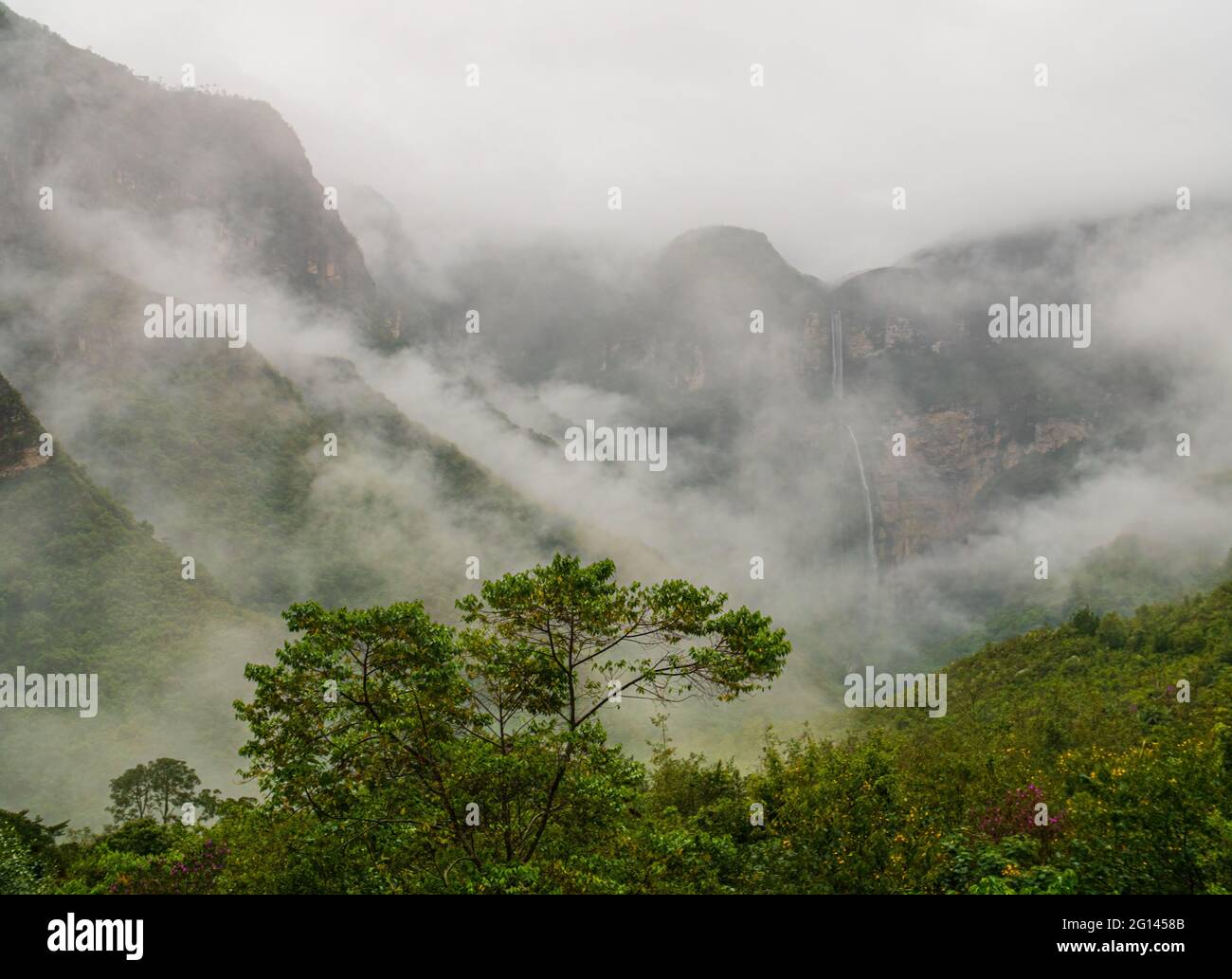 Catarata de Gocta, einer der höchsten Wasserfälle der Welt Stockfoto