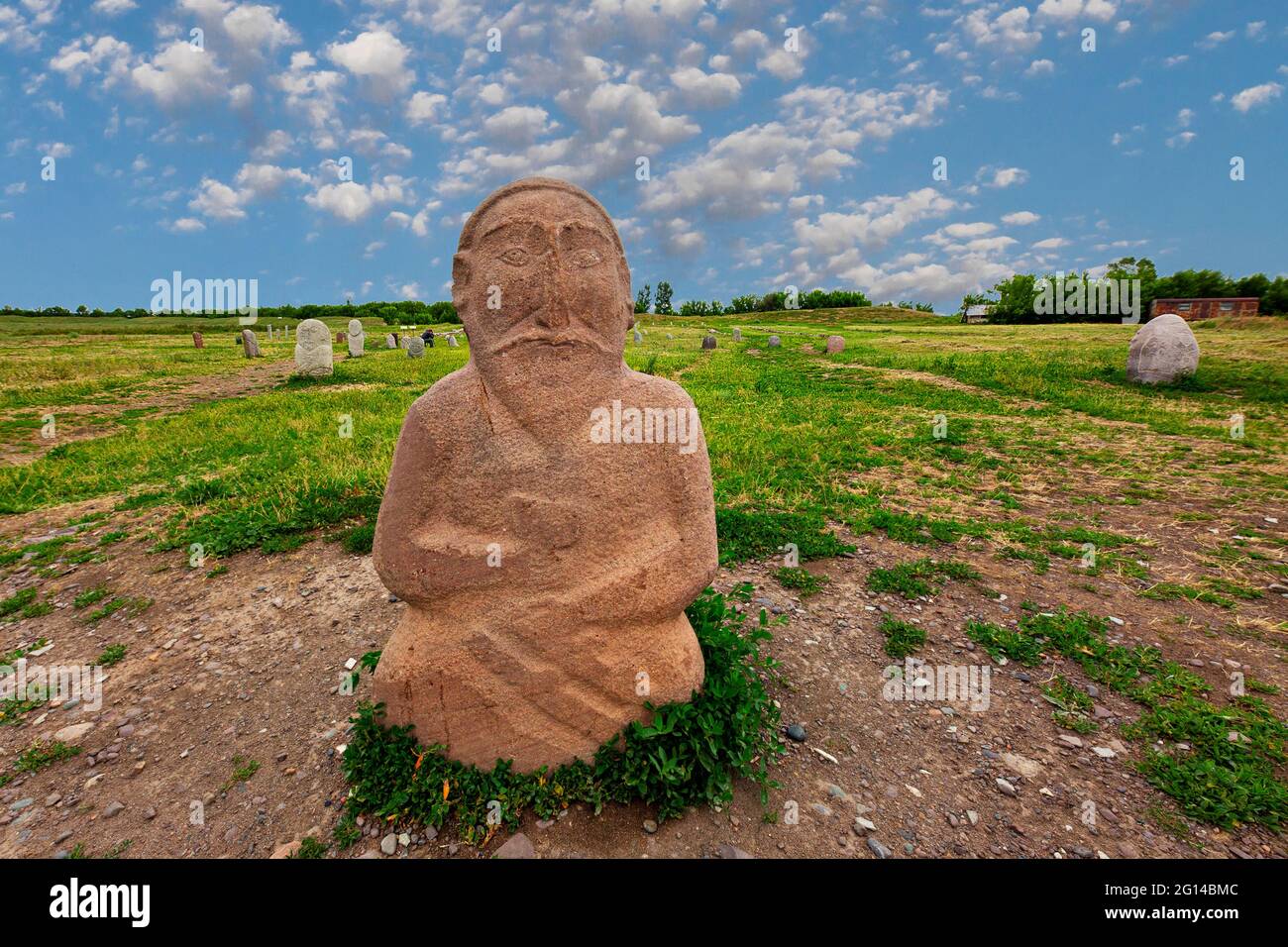 Alte Stätte von Burana und Grabsteine, die in Kirgisistan als Balbas bekannt sind. Stockfoto