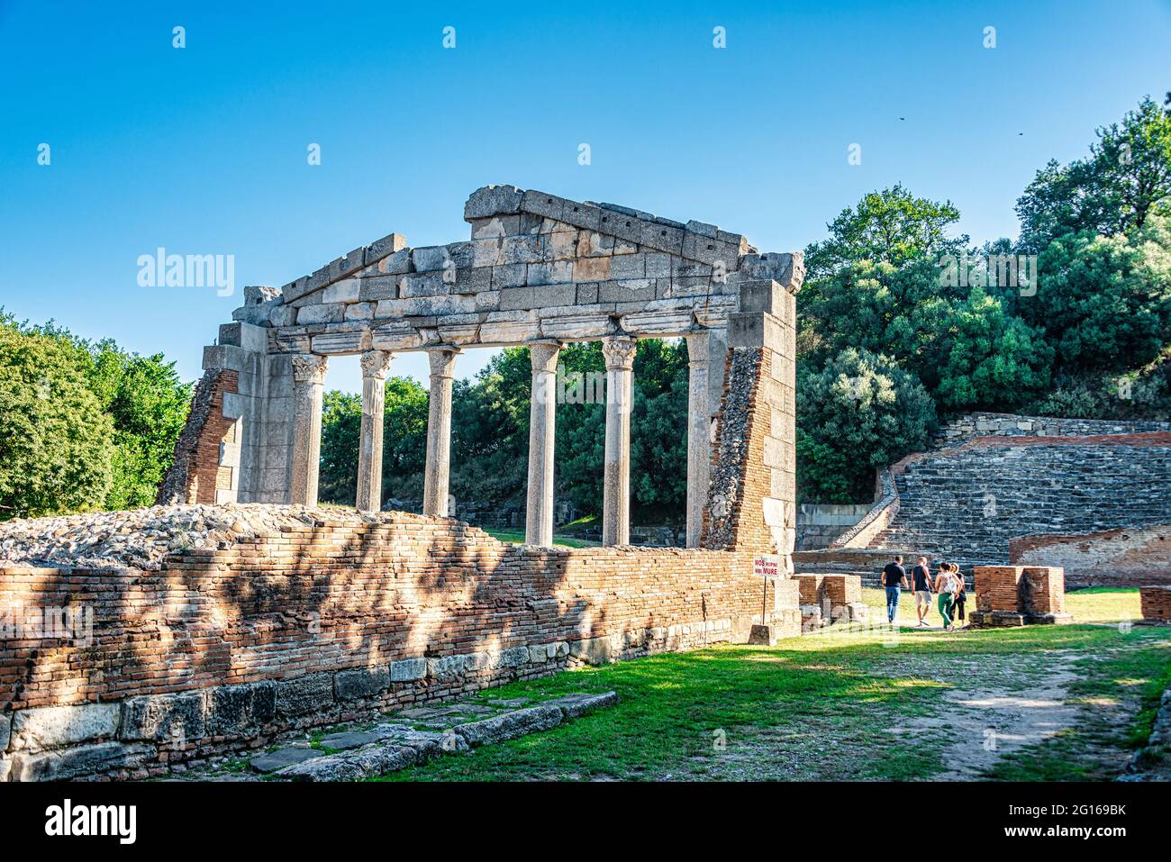 Denkmal von Agonothetes in den Ruinen einer alten griechischen Stadt Apollonia, Fier County, Albanien Stockfoto