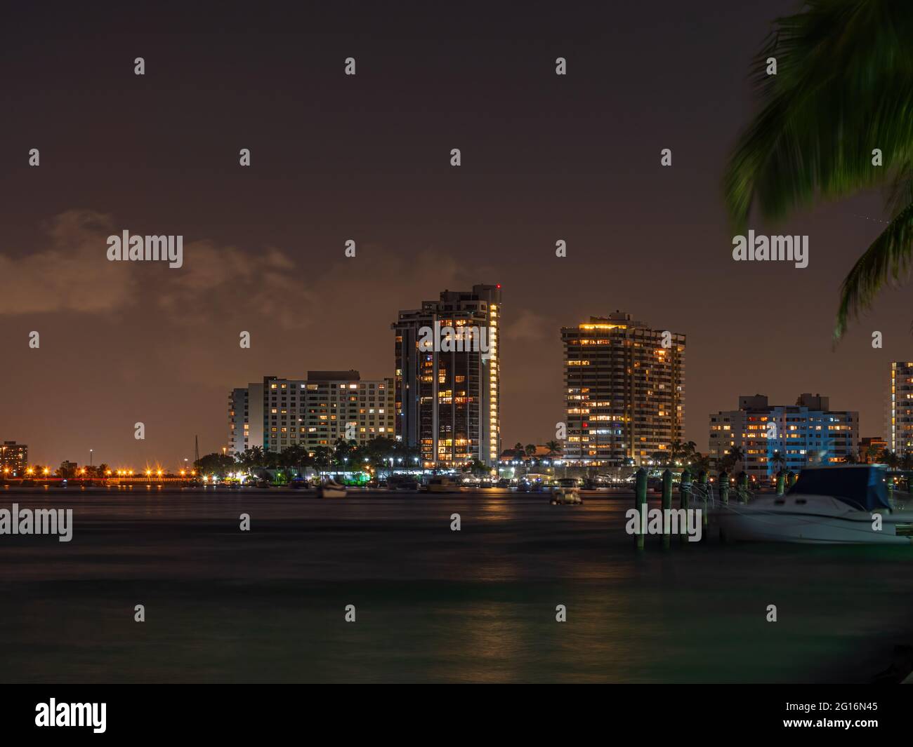 Hochhäuser in Downtown Miami at Night, Florida USA Stockfoto