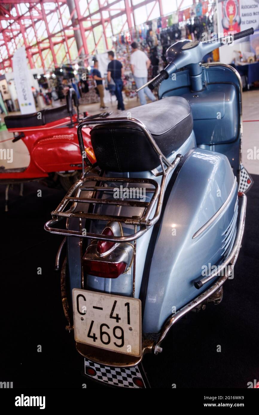 Madrid, Spanien. Juni 2021. Motorama, Motorrad-Messe. 75 Jahre Vespa Motorräder. Modell 150 Sprint, Baujahr 1966. Glass Pavilion - Casa de Campo Fairgrounds, Madrid, Spanien. Kredit: EnriquePSans/Alamy Live Nachrichten Stockfoto