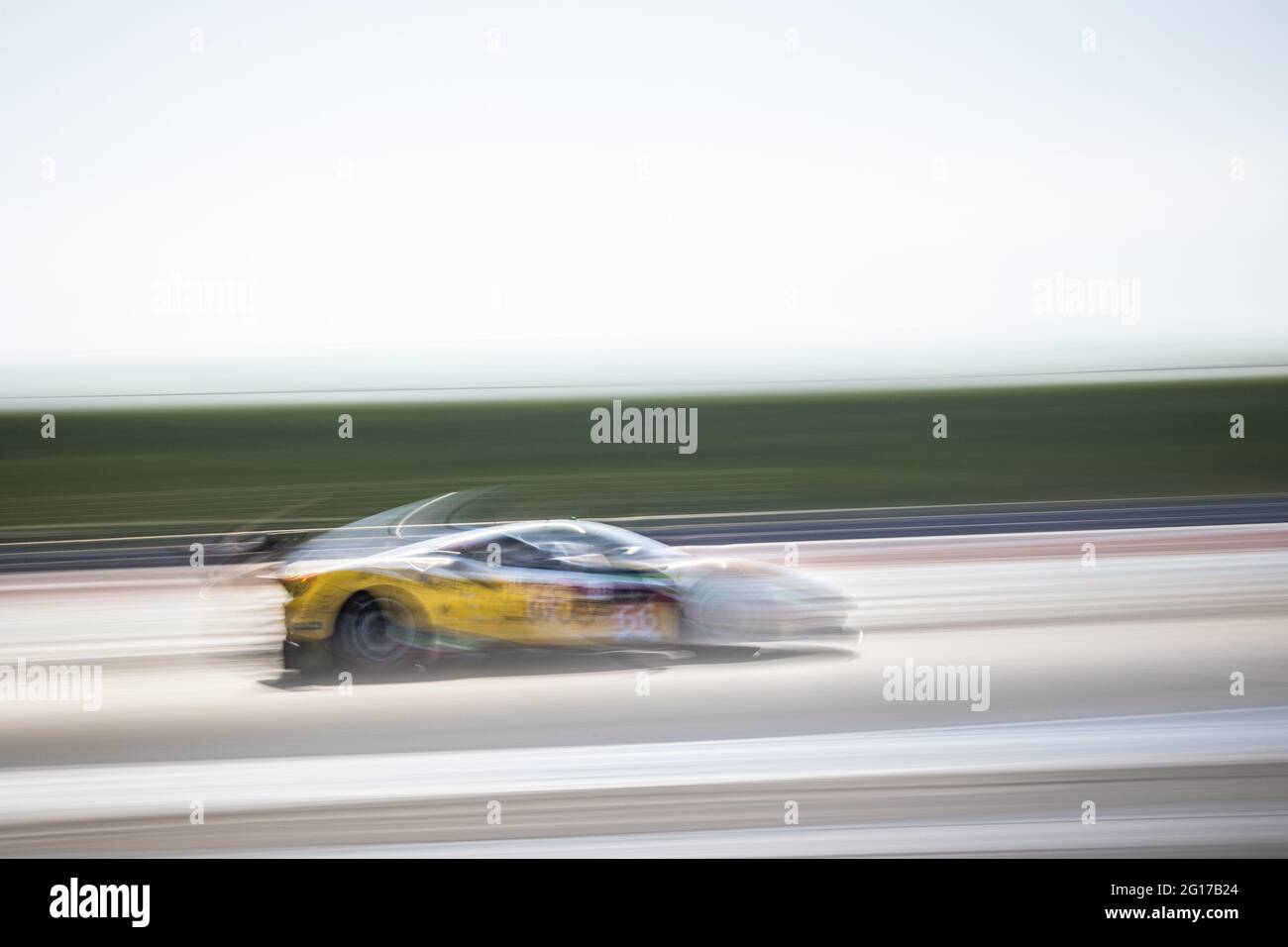 66 Jody Fannin (GBR), Andrea Fontana (ITA), Rodrigo Sales (USA), Ferrari 488 GTE EVO JMW MOTORSPORT, Aktion während der 2021 4 Stunden von Le Castellet, 3. Lauf der europäischen Le Mans-Serie 2021, vom 04. Bis 06. Juni 2021 auf dem Circuit Paul Ricard, in Le Castellet, Frankreich - Photo Germain Hazard / DPPI / LiveMedia Stockfoto