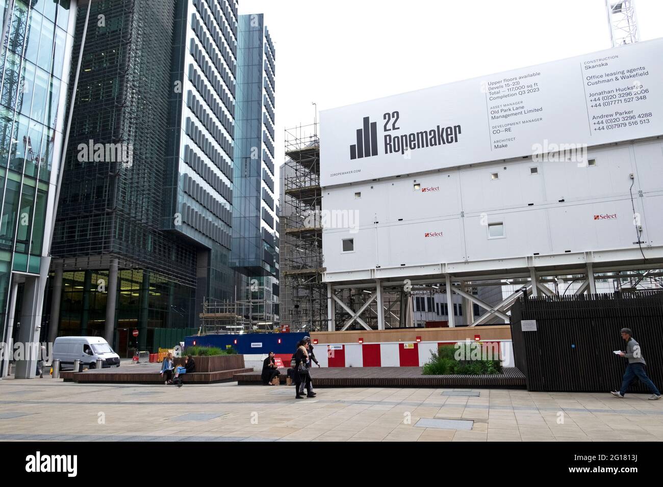 22 Bürogebäude in der Ropemaker Street im Bau Baustellenschild in der Gegend von Finsbury Moorgate in der City of London England Großbritannien 2021 KATHY DEWITT Stockfoto