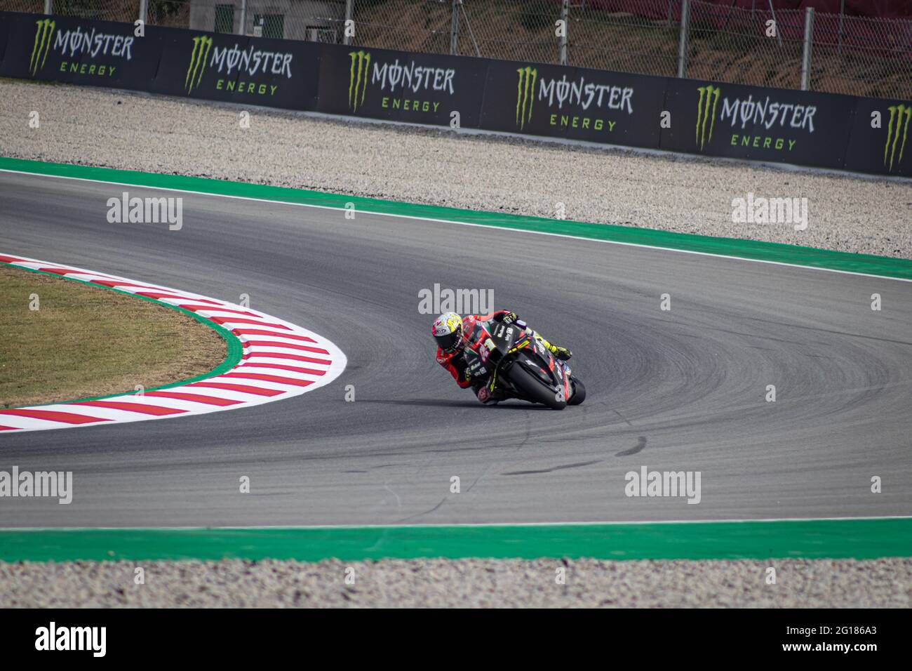 MONTMELLO, SPANIEN, 4. JUNI 2021: Aleix Espargaro auf seinem #41 Aprilia RS-GP 2021 (Aprilia Racing Team Gresini), MotoGP-Weltmeisterschaft 2021 Stockfoto