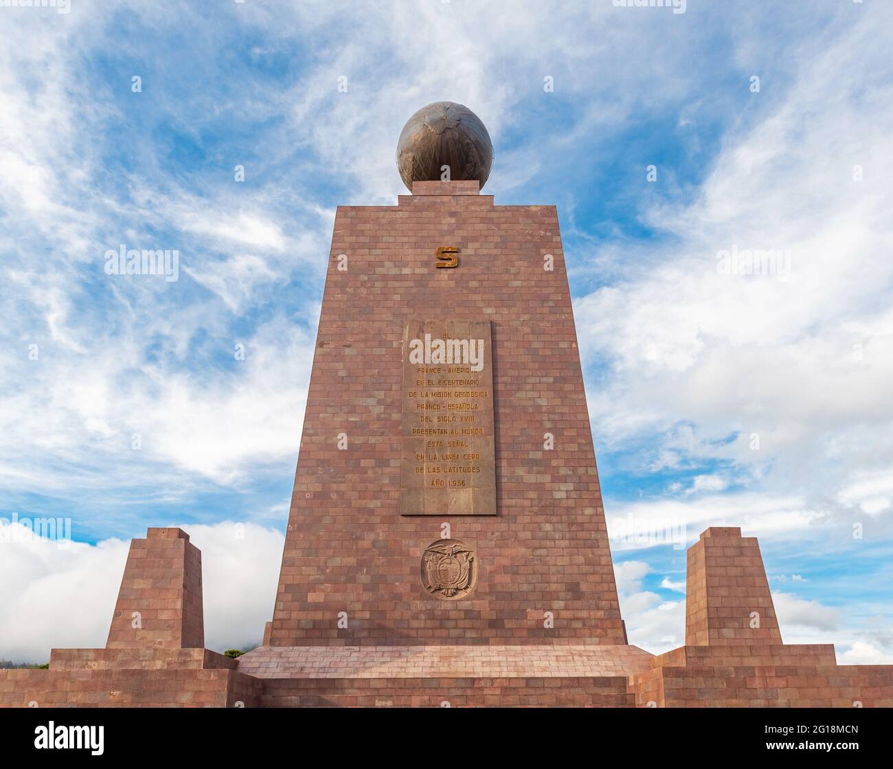 Das Äquatorlinie-Baudenkmal in Mitad del Mundo (Mitte der Welt), Quito, Ecuador. Stockfoto Das Äquatorlinie-Baudenkmal in Mitad del Mundo (Mitte der Welt), Quito, Ecuador. Stockfoto