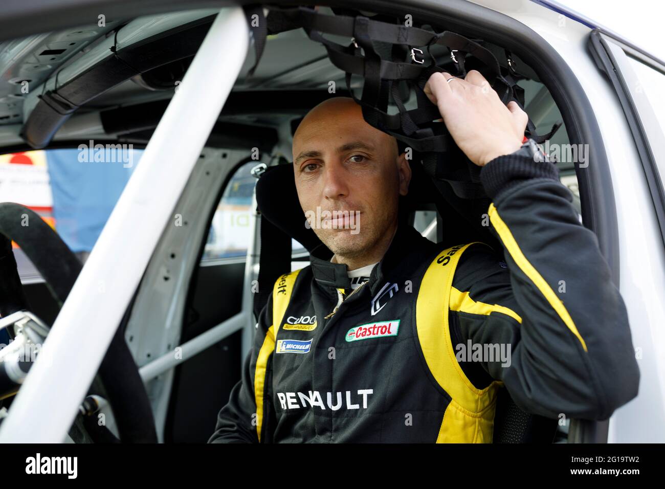 ALCIDI Alessio (ITA), CAAL Racing, RENAULT CLIO CUP EUROPE, Portrait während der 5. Runde des Clio Cup Europe 2021, vom 04. Bis 06. Juni 2021 auf dem Misano World Circuit Marco Simoncelli, in Misano, Italien - Foto Grégory Lenormand / DPPI Stockfoto