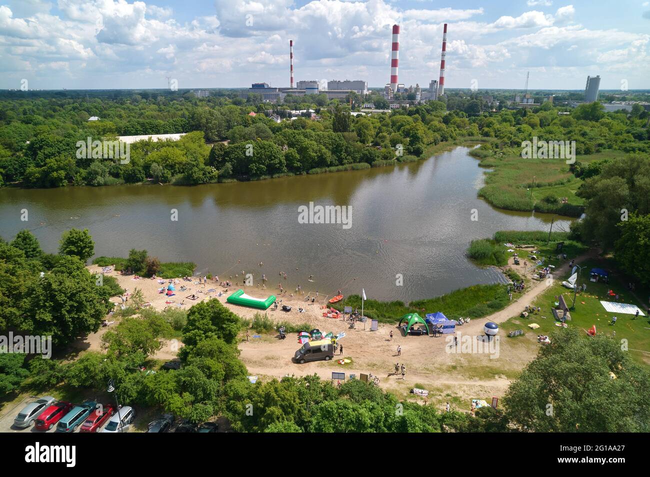 Warschau, Masowien, Polen. Juni 2021. Der Beginn der Sommersaison an der Czerniakowskie Lake.in das Bild: Czerniakowskie Lake Credit: Hubert Mathis/ZUMA Wire/Alamy Live News Stockfoto