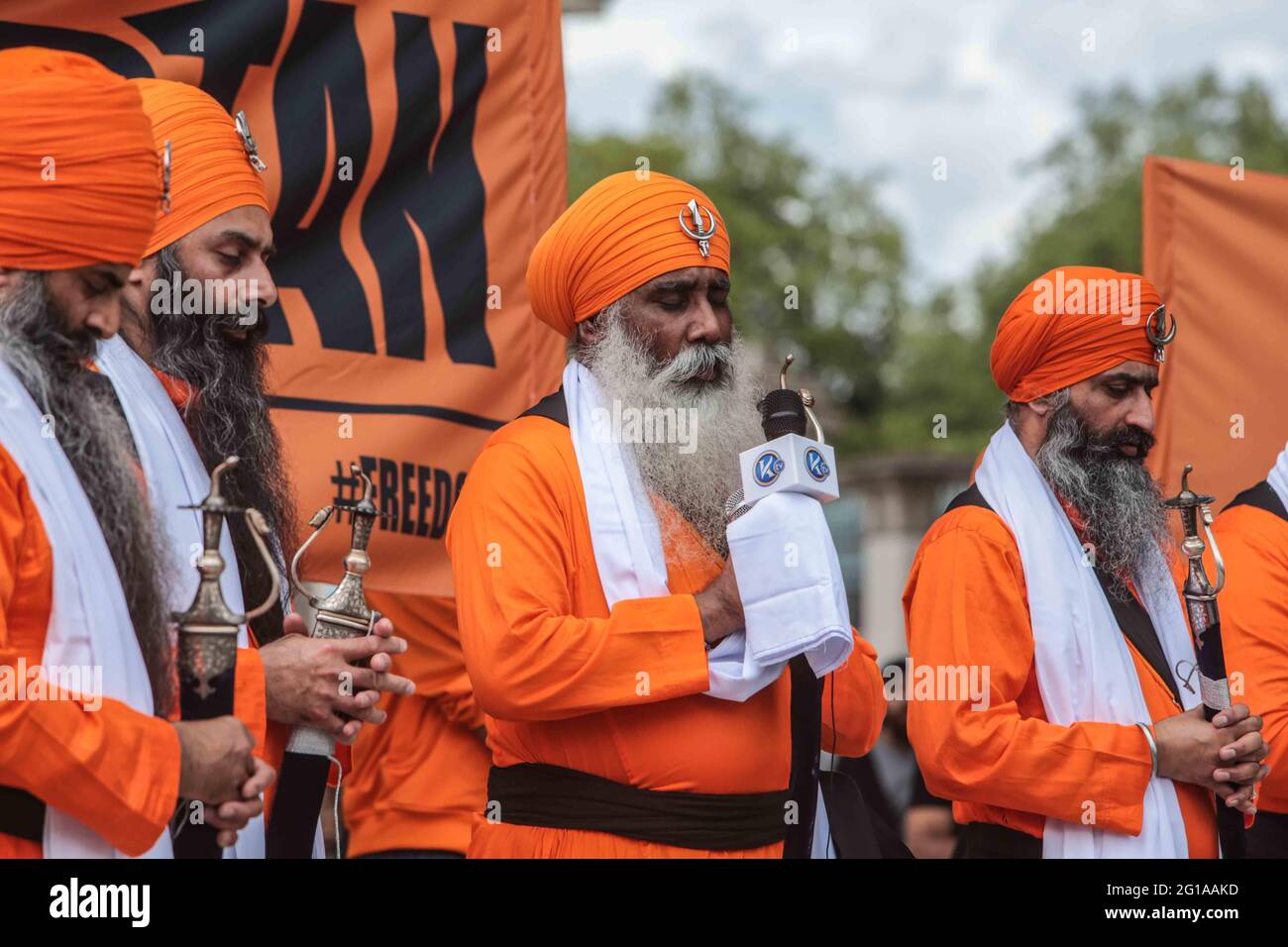 London UK 06 june 2021 Sikhs versammelten sich in Wellington Arch, um zum Trafalgar Square zu marschieren, um an das Massaker von 1984 zu erinnern und um die Unabhängigkeit zu fordern, um Khalistan, eine Sikh-Heimat, zu schaffen.Paul Quezada-Neiman/Alamy Live News Stockfoto