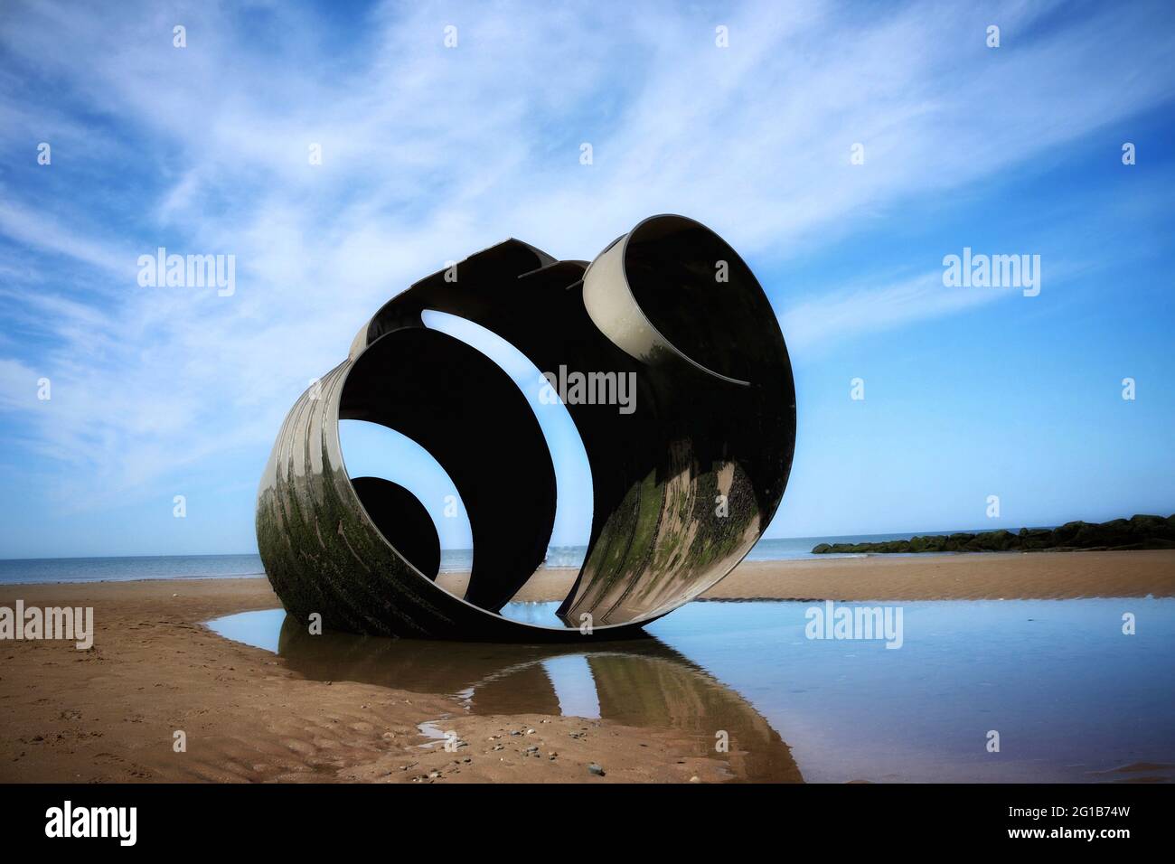Muschelskulptur am Strand Stockfoto