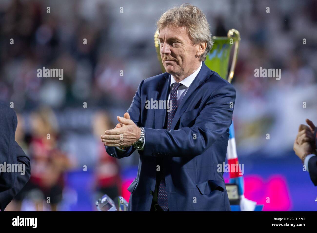 Warschau, Polen. Juni 2021. Zbigniew Boniek Präsident des Polnischen Fußballverbands gesehen während der Frauen Polnischen Cup 2021 Finalspiel zwischen KKS Czarni Sosnowiec und TME UKS SMS Lodz im Polonia Stadium.(Endstand; KKS Czarni Sosnowiec 1:0 TME UKS SMS Lodz) Kredit: SOPA Images Limited/Alamy Live News Stockfoto