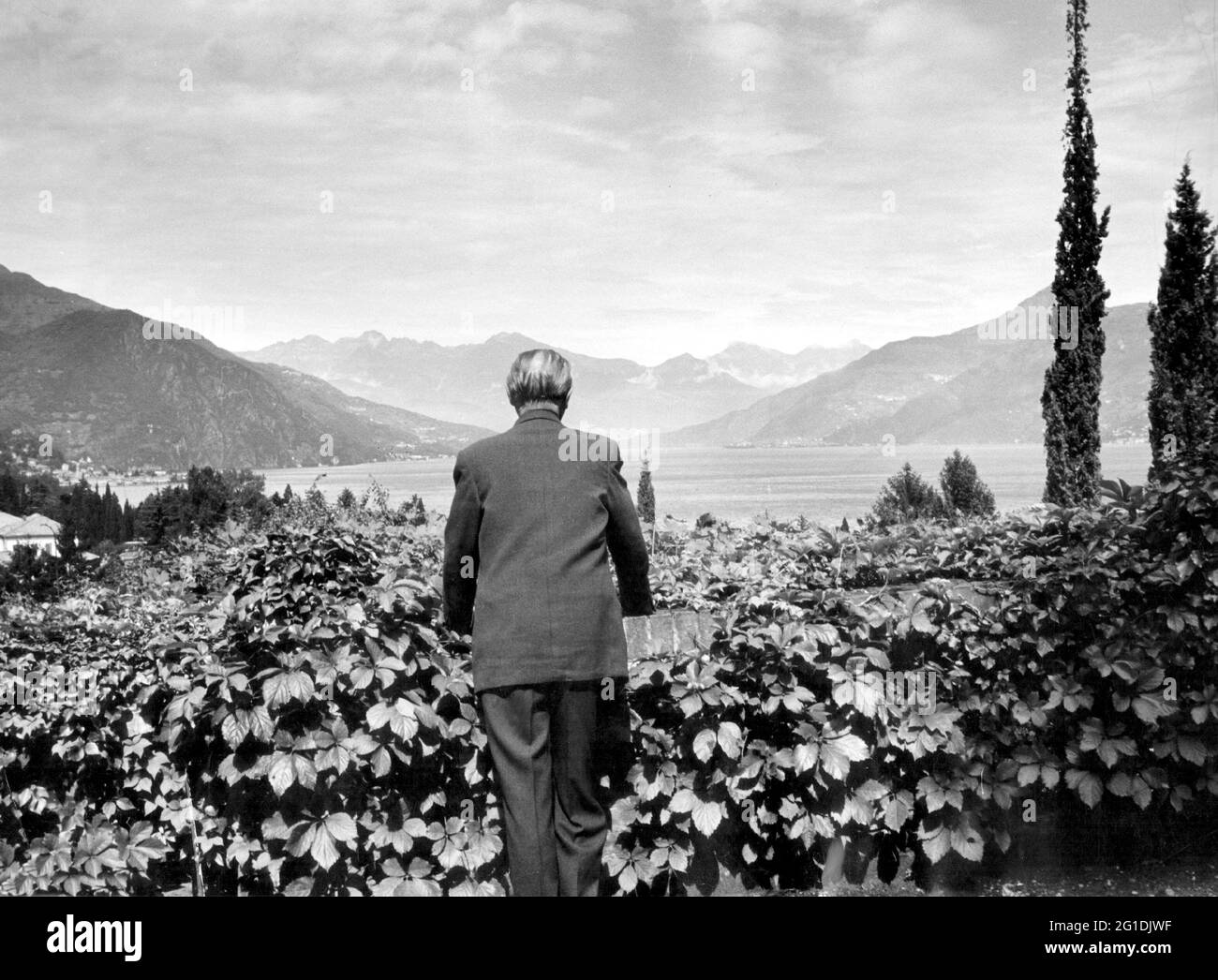 Konrad ade Fotos und Bildmaterial in hoher Auflösung Alamy