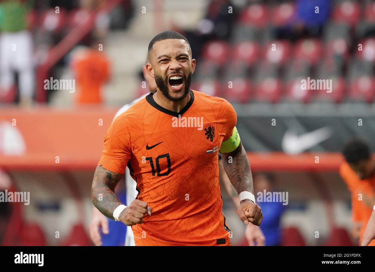 Memphis Depay beim Freundschaftsspiel Niederlande gegen Georgien am 6. Juni 2021 im FC Twente Stadion in Enschede, Niederlande Foto von SCS/Soenar Chamid/AFLO (HOLLAND OUT) Stockfoto