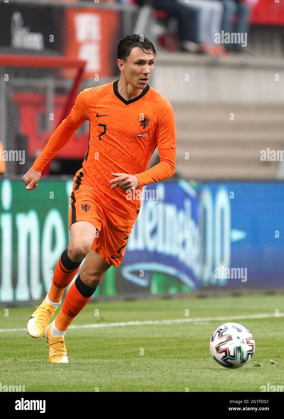 Steven Bergwijn beim Freundschaftsspiel Niederlande gegen Georgien am 6. Juni 2021 im FC Twente Stadion in Enschede, Niederlande Foto von SCS/Soenar Chamid/AFLO (HOLLAND OUT) Stockfoto