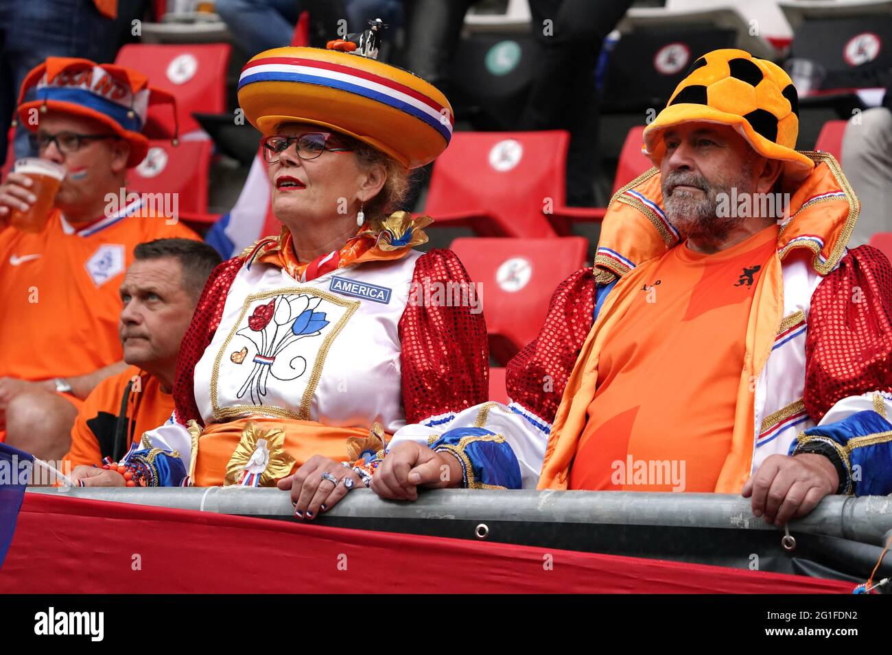 Öffentlichkeit, Zuschauer beim Freundschaftsspiel Niederlande gegen Georgien am 6. Juni 2021 im FC Twente Stadion in Enschede, Niederlande Foto von SCS/Soenar Chamid/AFLO (HOLLAND OUT) Stockfoto