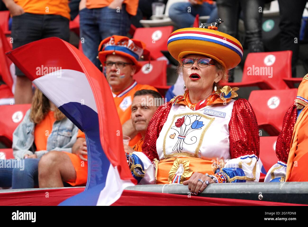 Öffentlichkeit, Zuschauer beim Freundschaftsspiel Niederlande gegen Georgien am 6. Juni 2021 im FC Twente Stadion in Enschede, Niederlande Foto von SCS/Soenar Chamid/AFLO (HOLLAND OUT) Stockfoto