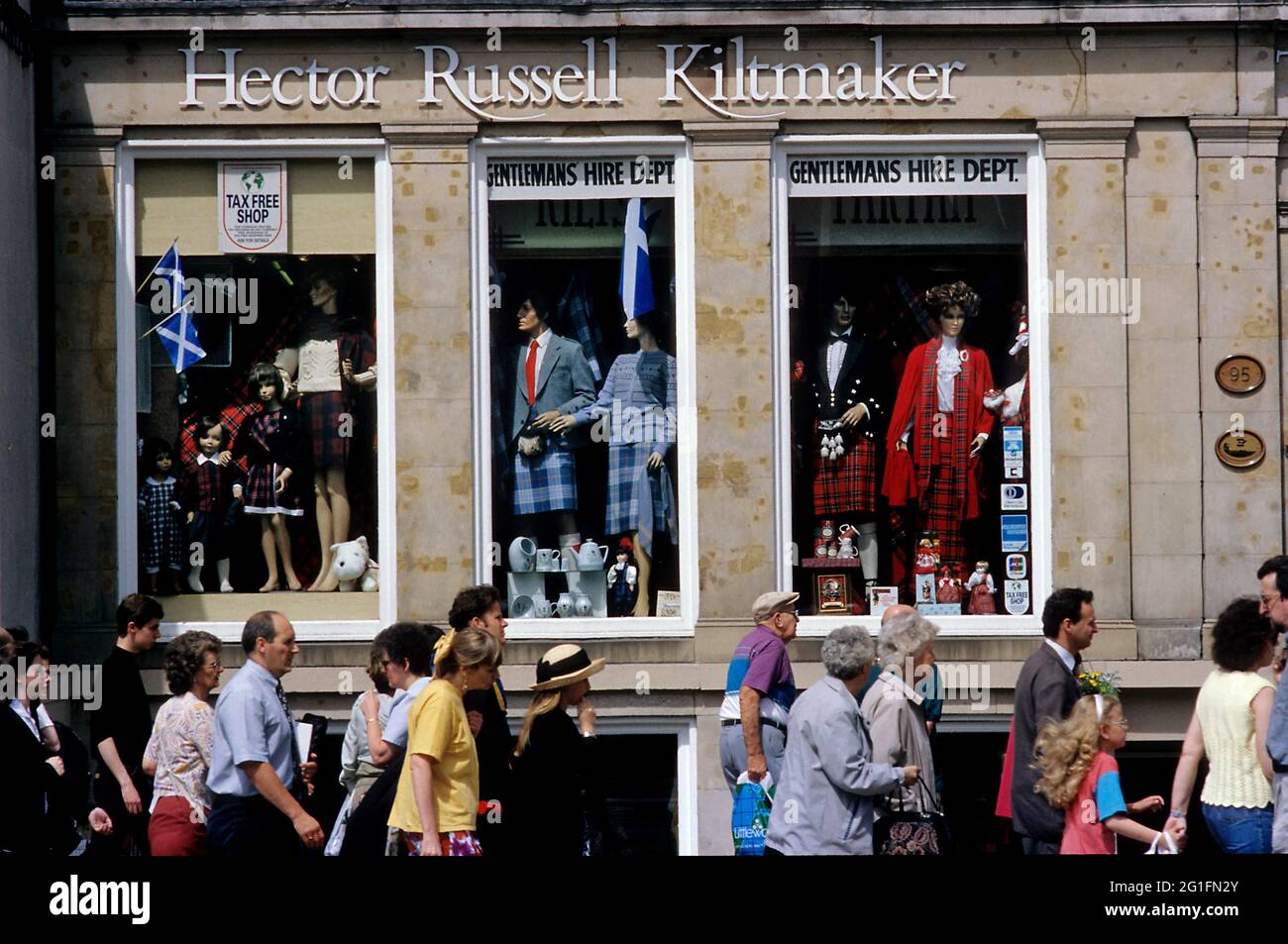 Schaufenster Kiltmaker, Kilt Tailoring, Princess Street, New Town, Newtown, High Street, Edinburgh, Schottland, Großbritannien Stockfoto