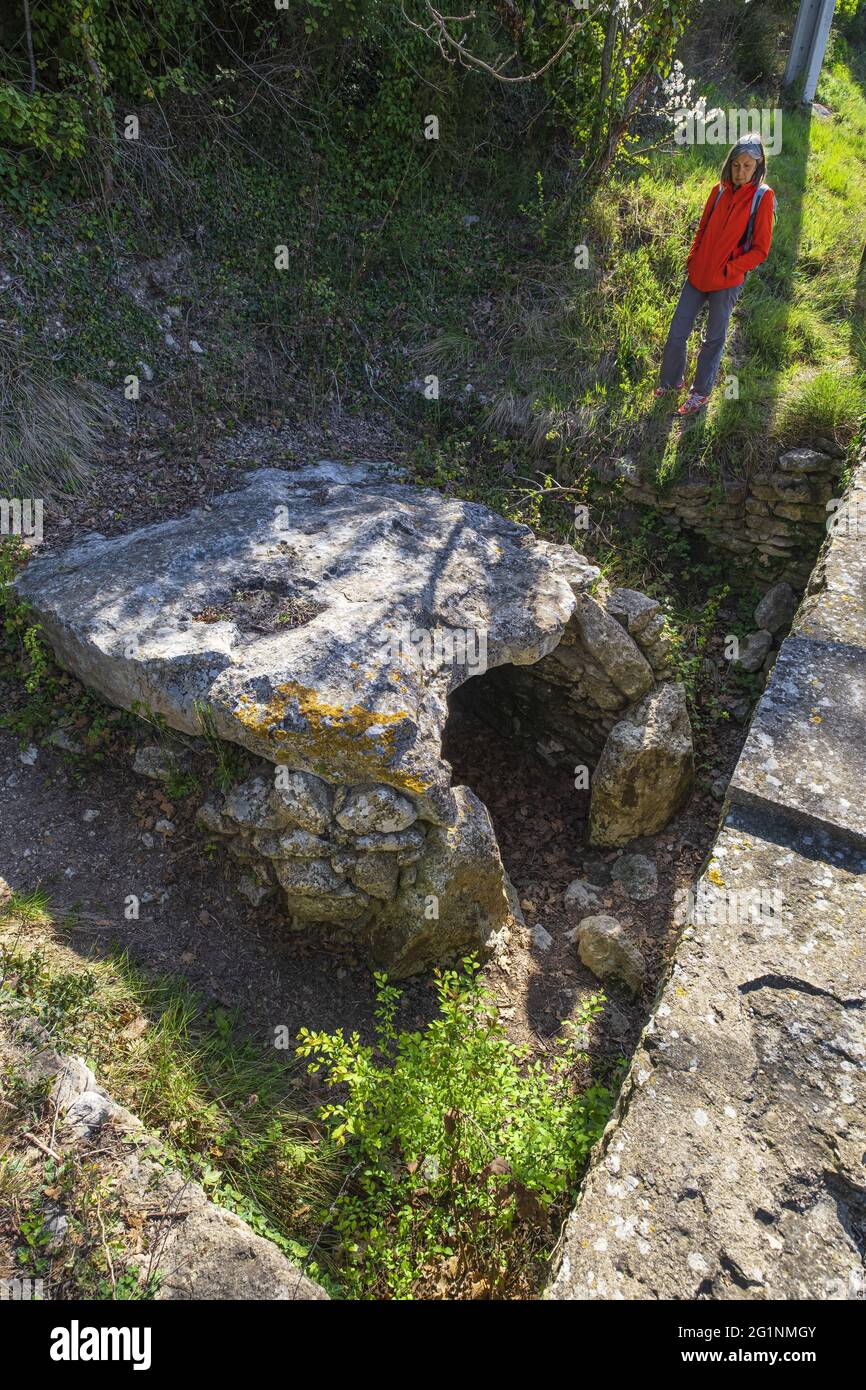 Frankreich, Vaucluse, Menerbes, beschriftet Les Plus Beaux Villages de