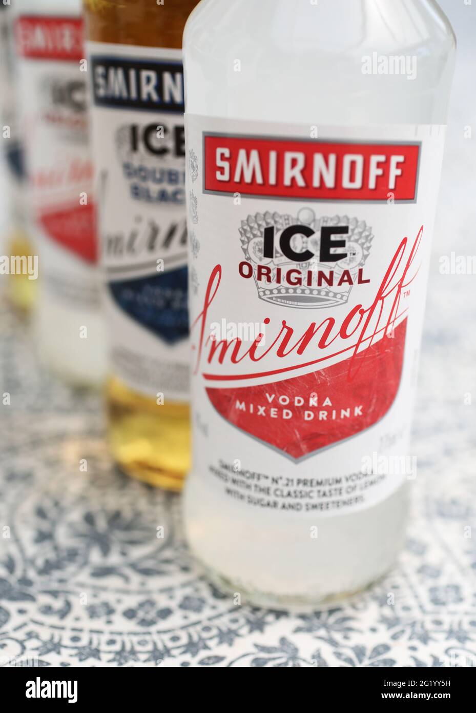 Smirnoff eis originalsymbol Fotos und Bildmaterial in hoher Auflösung
