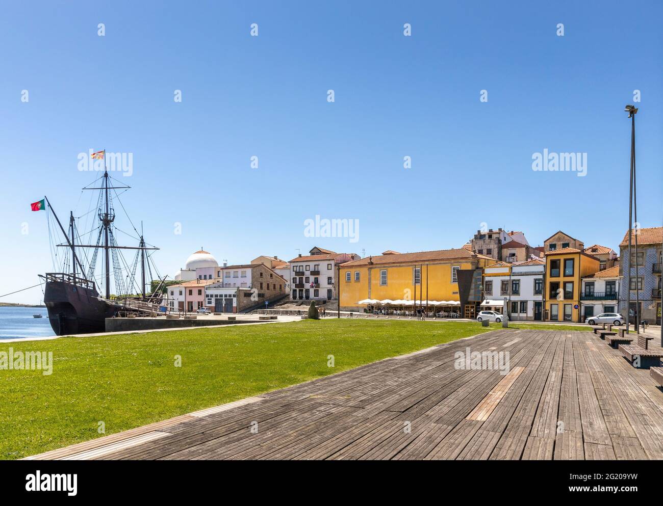 Das historische Schiff dockte in Vila do Conde, Bezirk Porto, Nordregion, Portugal an Stockfoto