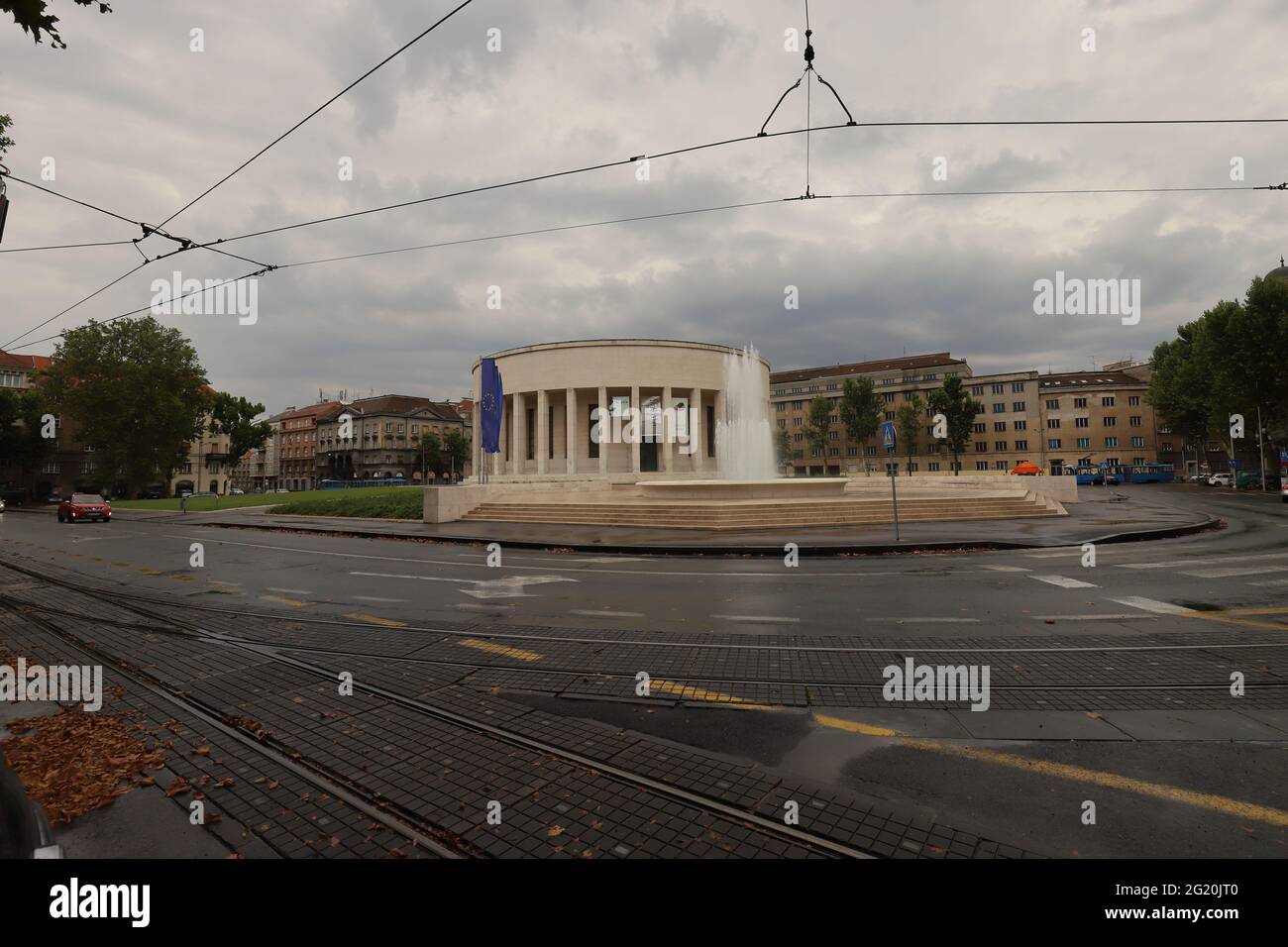 KROATIEN, ZAGREB, TRG ZRTAVA FASIZMA - 28. JULI 2019: PAVILLON VON MEŠTROVIĆ Stockfoto