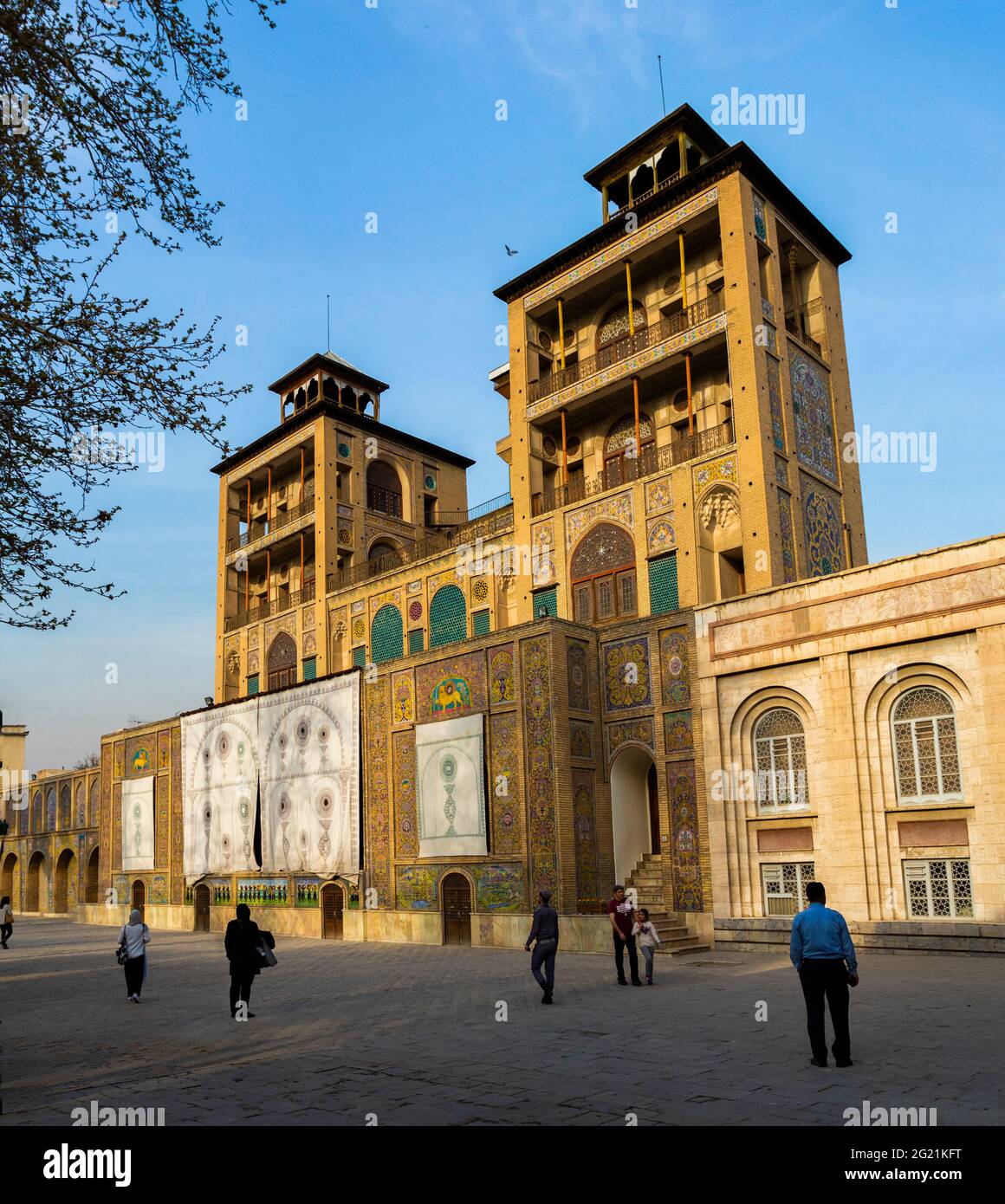 Golestan Palace ist eines der ältesten historischen Denkmäler in der Stadt Teheran. Am 2013 wurde es zum UNESCO-Weltkulturerbe erklärt. Stockfoto