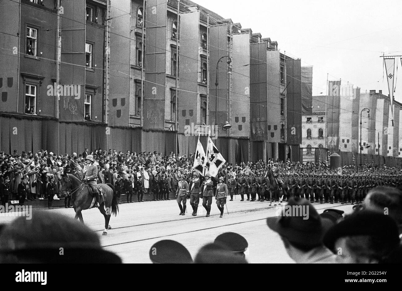 Nationalsozialismus, Paraden, 'Tag der deutschen Kunst', München 8. - 10.7.1938, Prozession, Ludwigstraße, nur REDAKTIONELLE VERWENDUNG Stockfoto