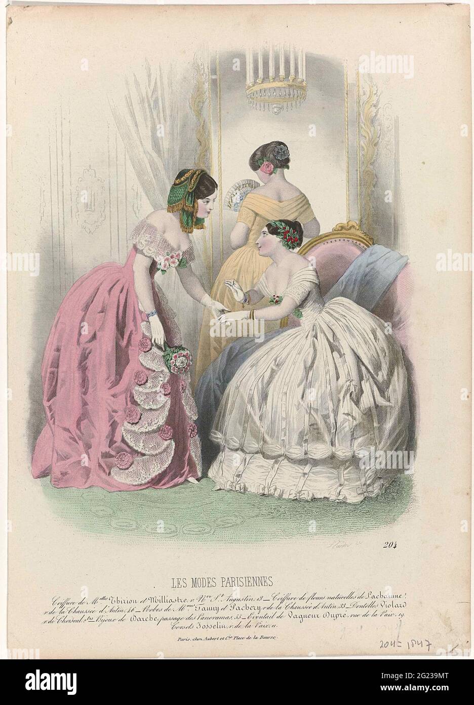Les Modes Parisiennes, 24. Januar 1847, Nr. 204: Coiffure de Melles Thirion (...). Drei Frauen, eine davon auf dem Rücken, tragen sich abends. Links: 'Coiffure and Velor' garniert mit einem Haarnetz, das mit goldfarbenen 'Aiguillettes' von Thirion und Milliastre hinterlegt ist. JAP von 'Taffetas d'Italie' (taf-Seite) mit Spitze und 'choux' (Rosetten) Band gekrönt. Rechts: 'Coiffure' mit Blüten und Stechblättern, von Lachaume. JAP aus Tüll mit drapierten Mieder und zwei Röcken mit Bändern verziert. Nach der Bildunterschrift: Capons von Fanny und Pachery. Seite der Geige. Schmuck von Darche. Vagueur Dupré r Stockfoto