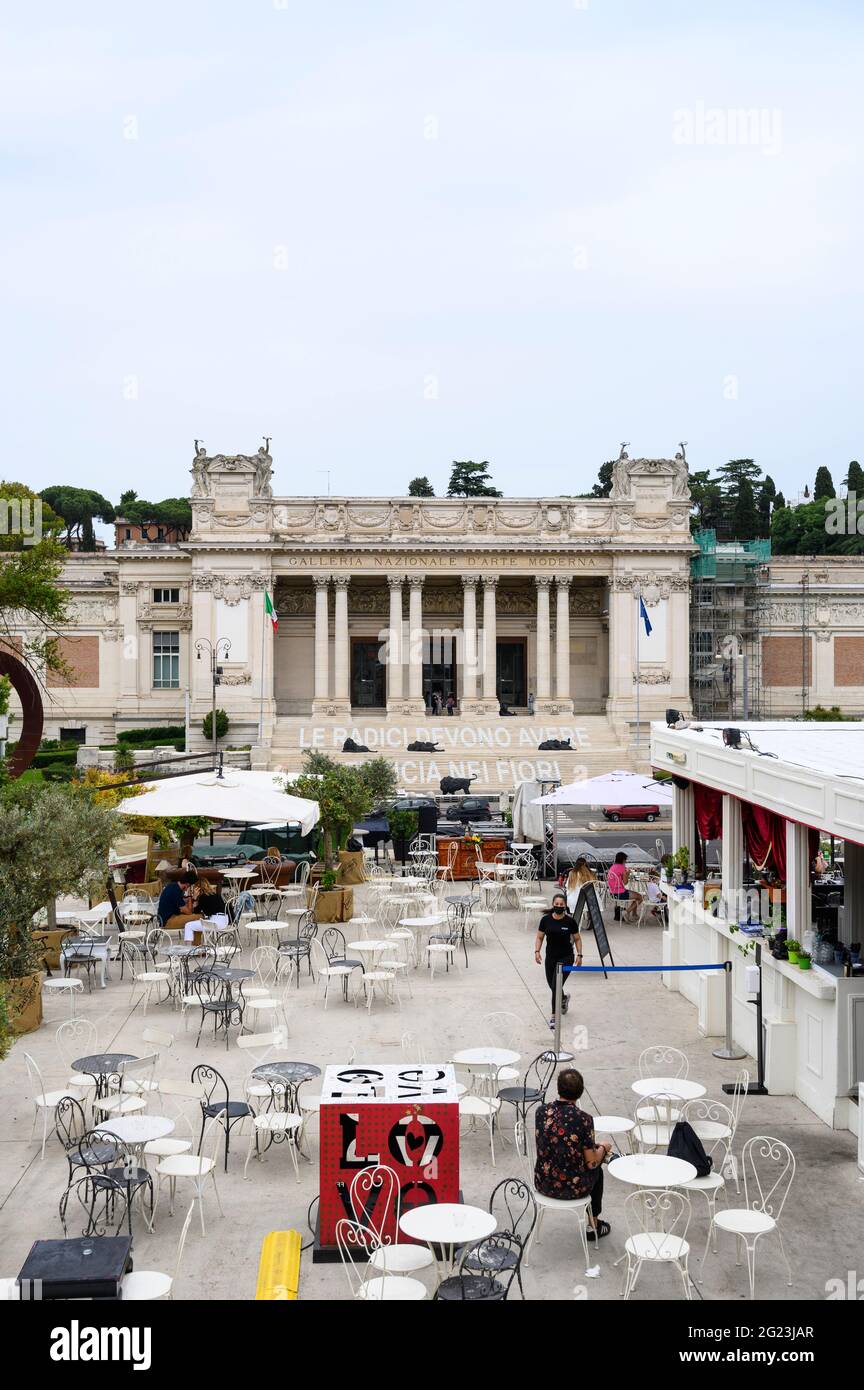 Die Galleria Nazionale d’Arte Moderna e Contemporanea (Nationale Galerie für moderne und zeitgenössische Kunst) GNAM, Rom, Italien. Stockfoto