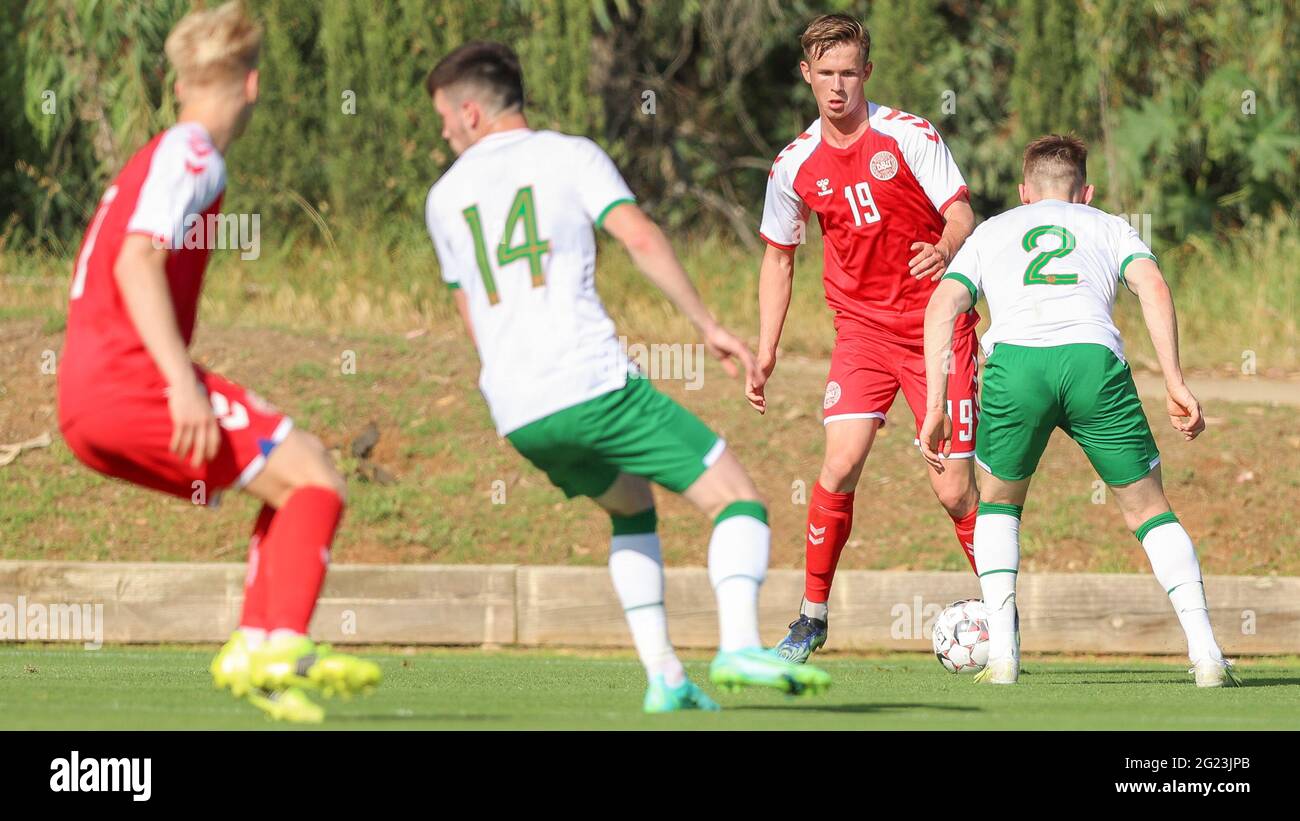 Marbella, Spanien. Juni 2021. Oliver Bundgaard (19) aus Dänemark während des Fußballfreundschaftspaktes zwischen der irischen U21 und der dänischen U20 im Dama de Noche Football Center in Marbella. (Bildnachweis: Gonzales Photo - Rune Mathiesen). Stockfoto