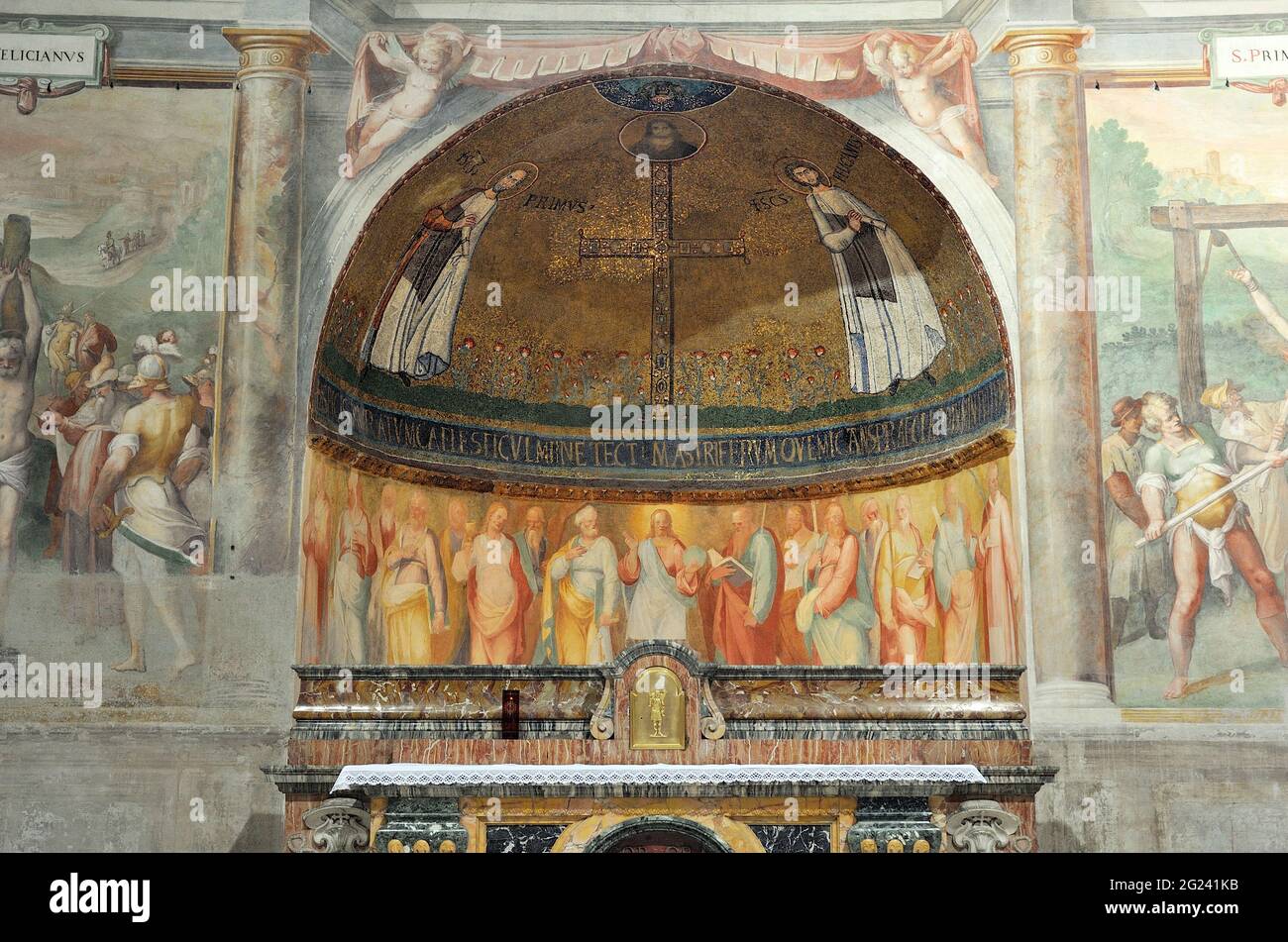 Italien, Rom, Celio, Kirche Santo Stefano Rotondo, Mosaico dei Santi Primo e Feliciano, frühchristliches Mosaik (7. Jahrhundert) Stockfoto
