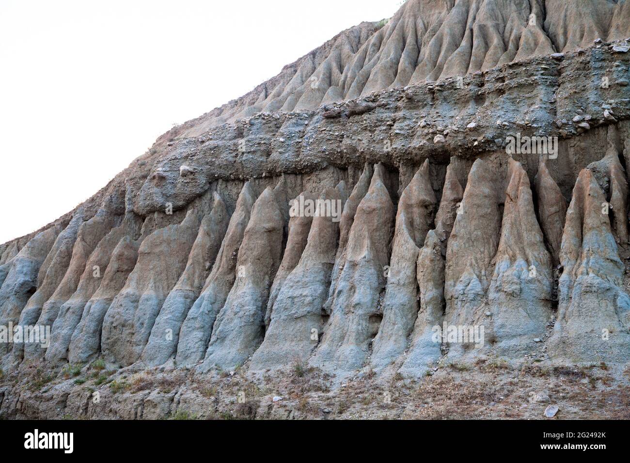 Vulkanische Gesteinsmuster im Kula-Distrikt von Manisa, Türkei-Land Stockfoto