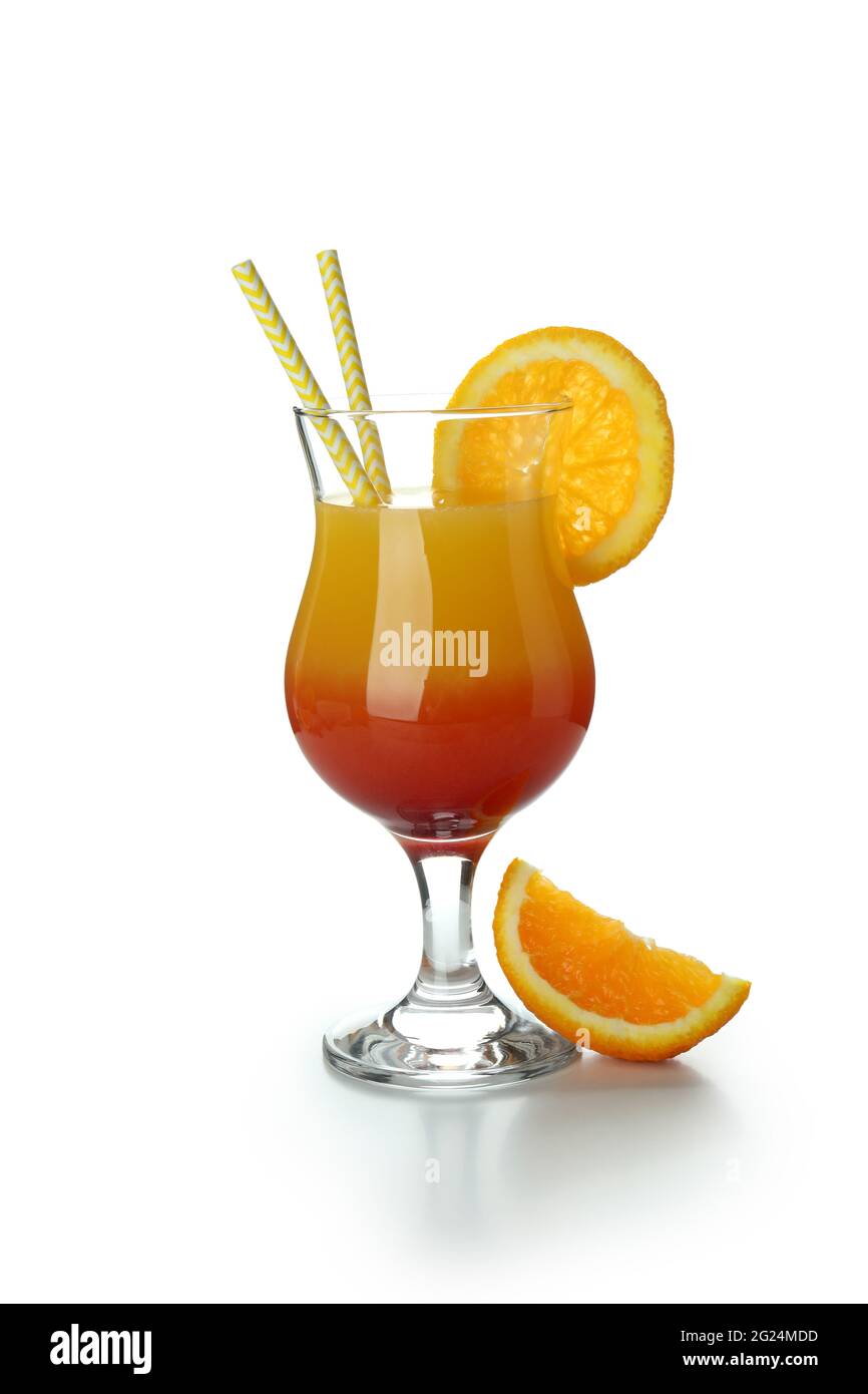 Tequila Sunrise cocktail isoliert auf weißem Hintergrund Stockfoto