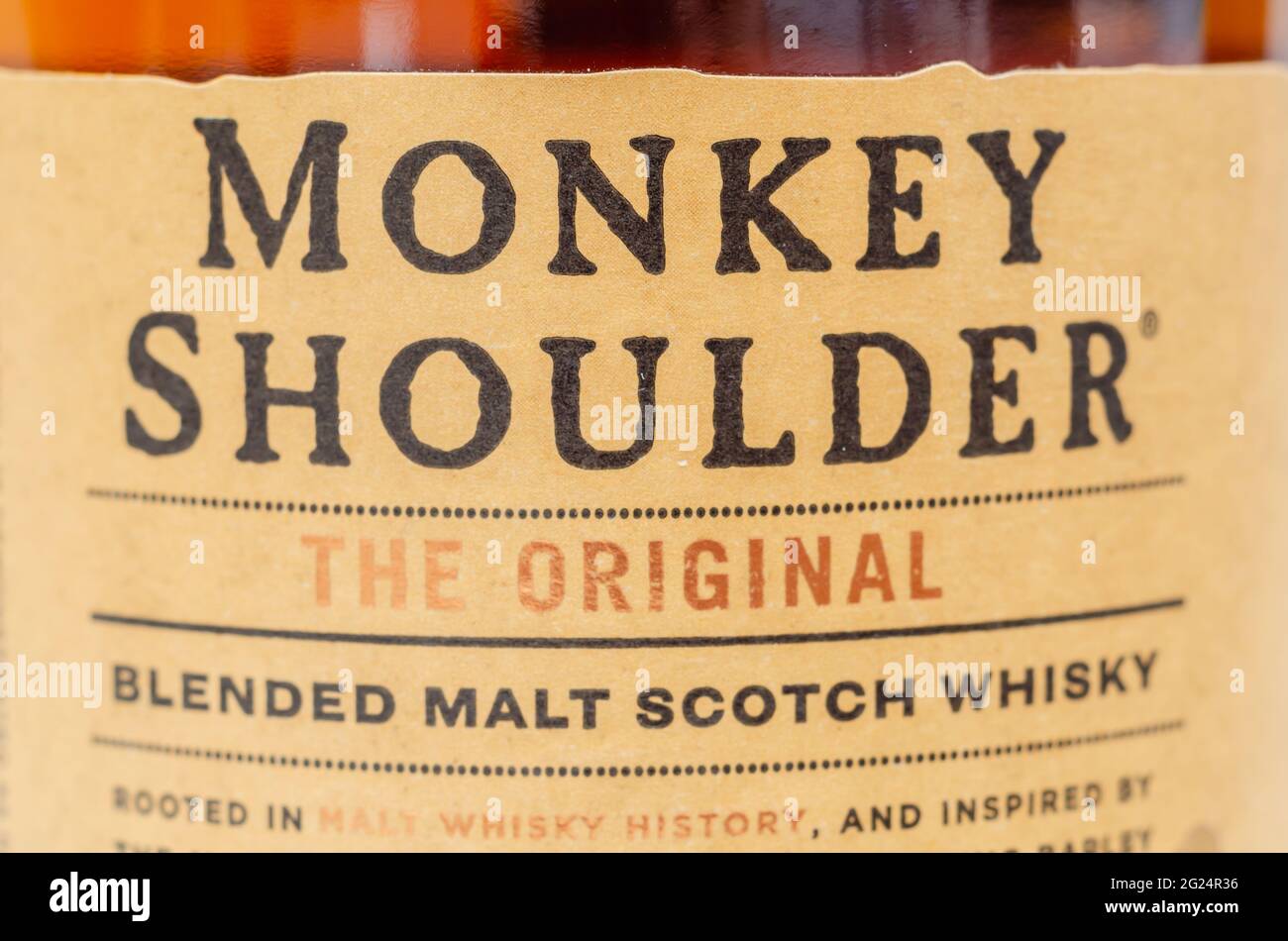 London Grossbritannien 27 Januar 2021 Nahaufnahme Des Blended Malt Scotch Whisky Monkey Shoulder Der Marke Mit Charakteristischen Drei Affen Stockfotografie Alamy