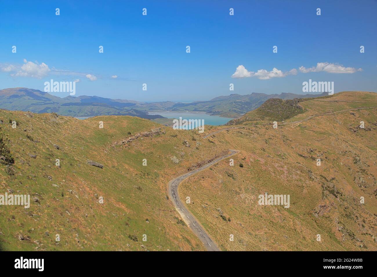Summit Road von der Spitze der Port Hills, wo sich die Christchurch Gondola befindet, aus genommen, befindet sich die Summit Station. Sehenswürdigkeiten auf der Südinsel, Neuseeland. Stockfoto