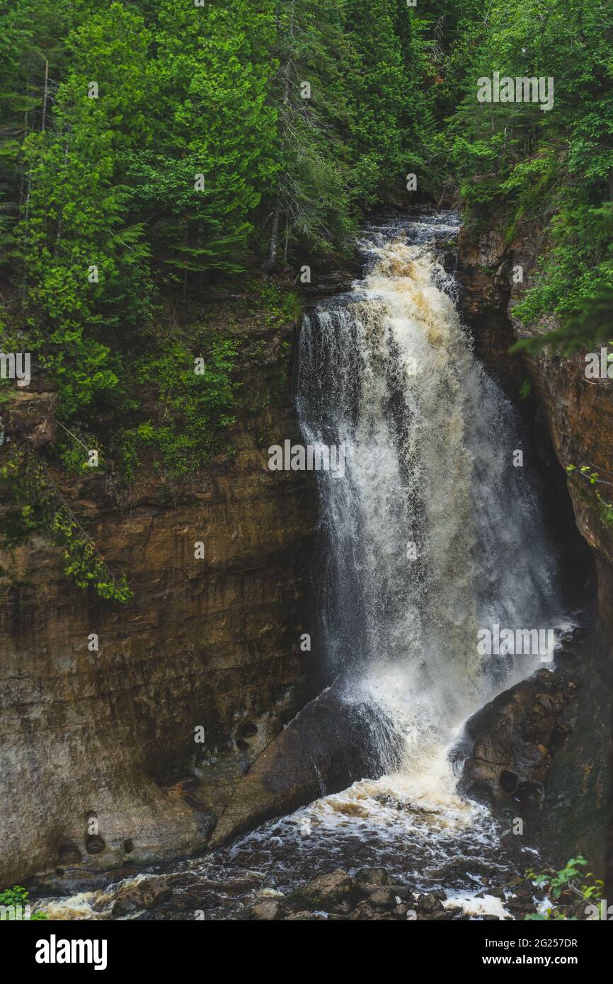 Miners Falls am Pictured Rocks National Lakeshore, Upper Peninsula of Michigan Stockfoto